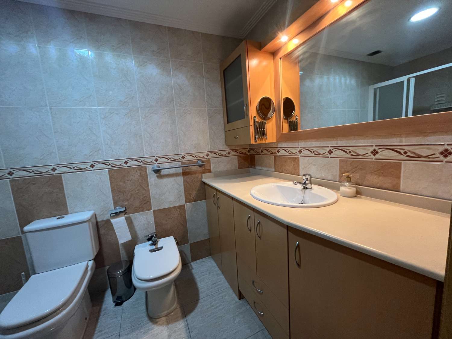 PISO CENTRO PUEBLO 3 DORMITORIOS 2 BAÑOS CERCA DE PLAYA