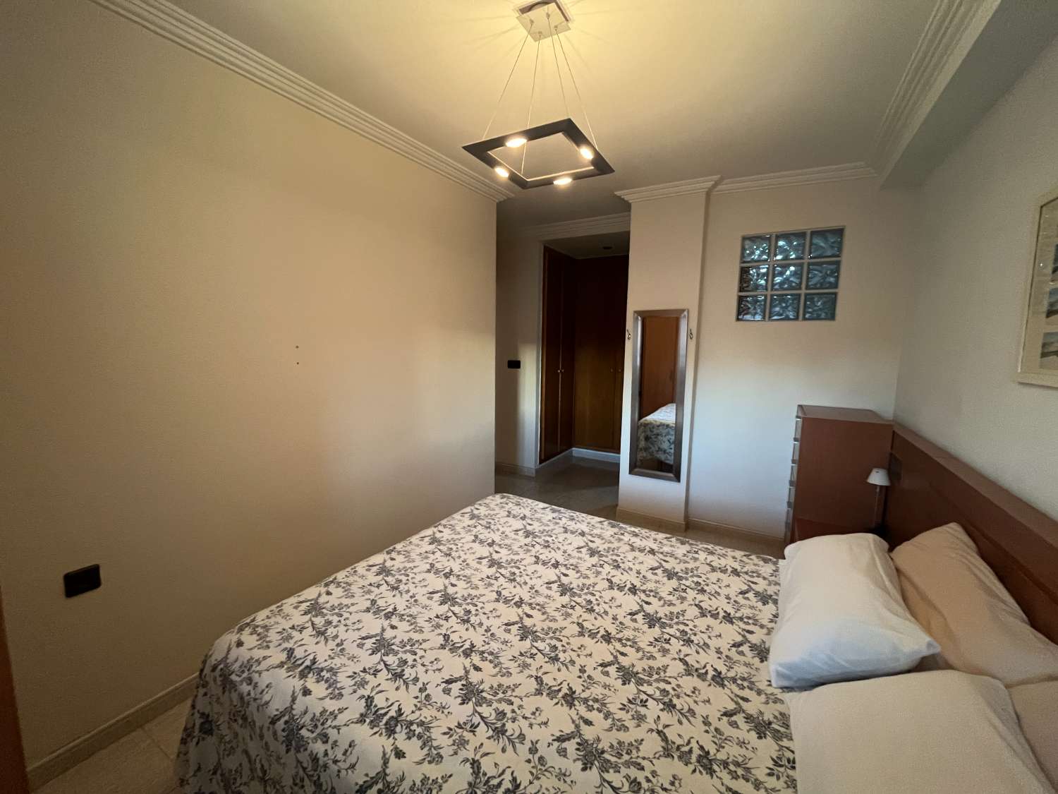 PISO CENTRO PUEBLO 3 DORMITORIOS 2 BAÑOS CERCA DE PLAYA