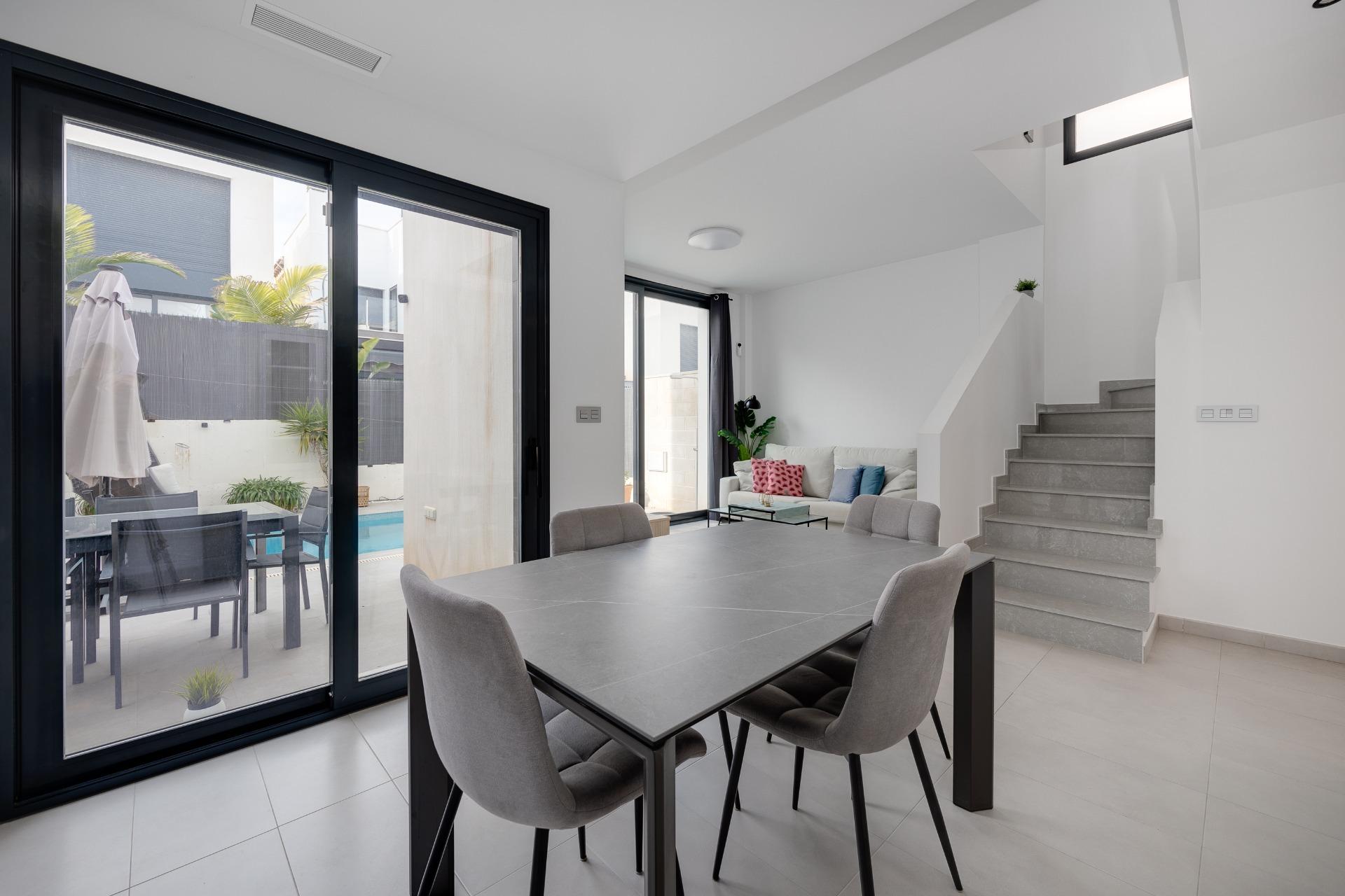 Villa zum verkauf in Orihuela Costa