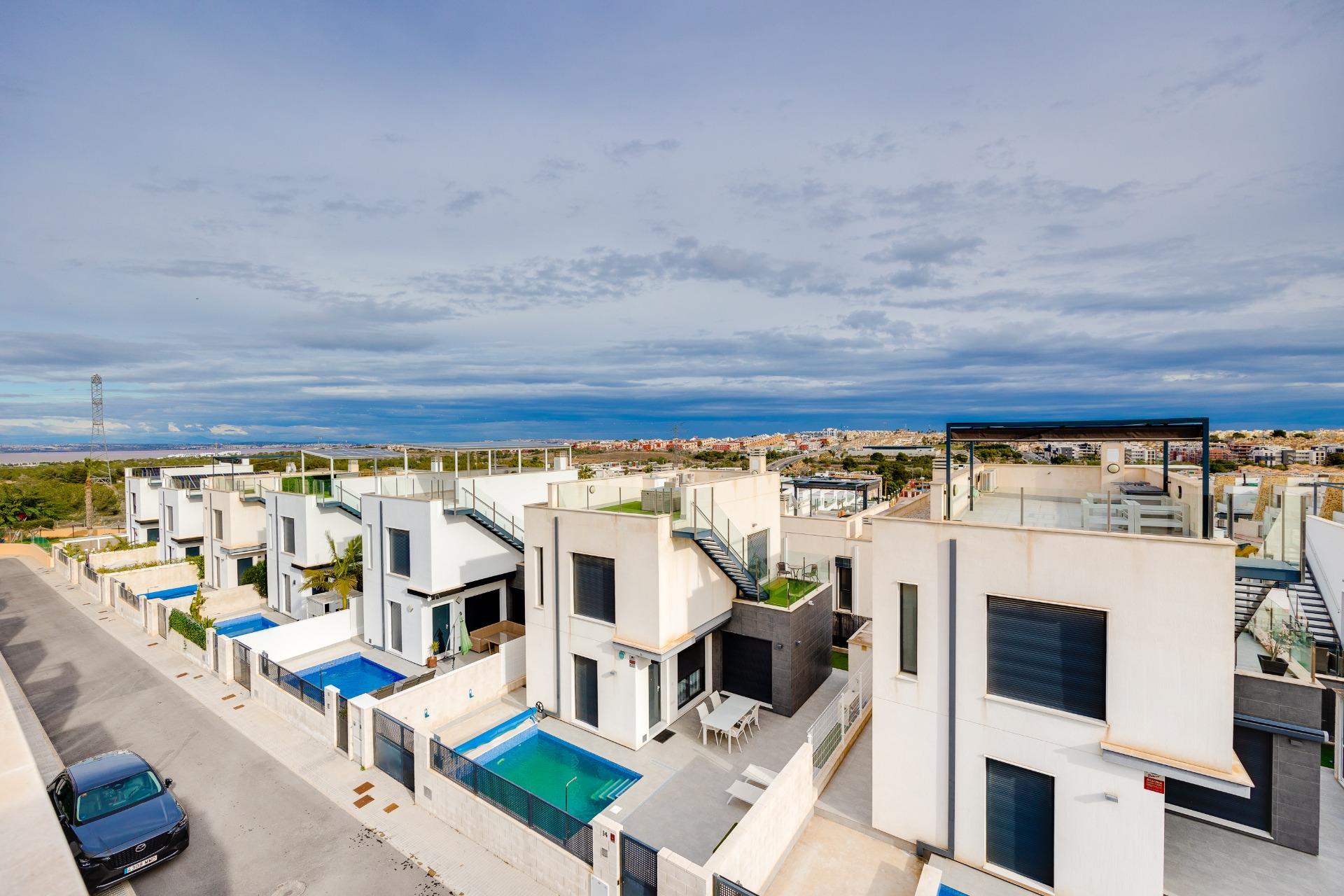 Villa zum verkauf in Orihuela Costa