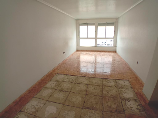 MACHEN SIE IHR ANGEBOT!! 3-ZIMMER-1-BAD-WOHNUNG IN CATRAL!!