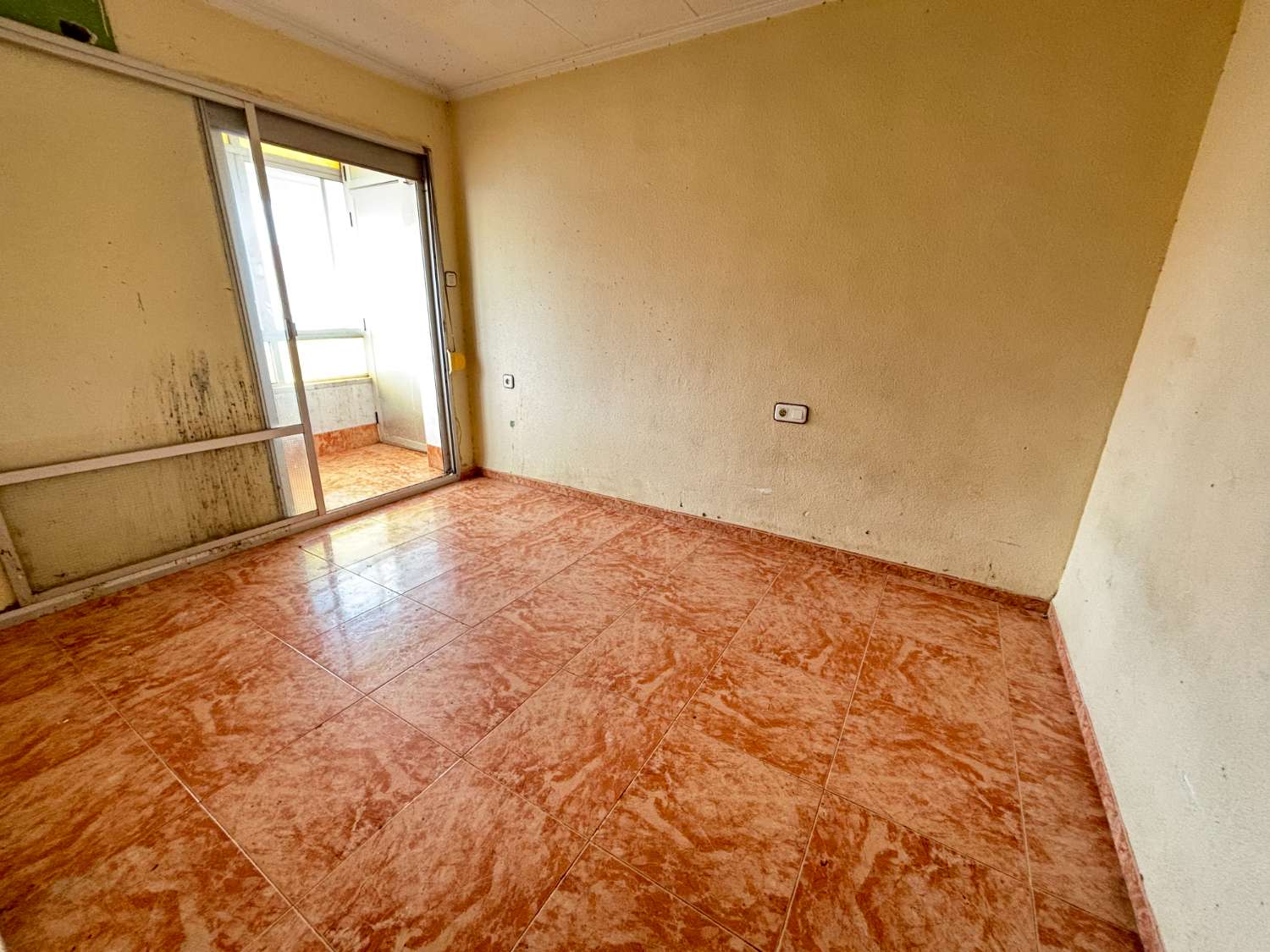 Příležitost: třípokojový duplexní penthouse ve Virgen del Remedio