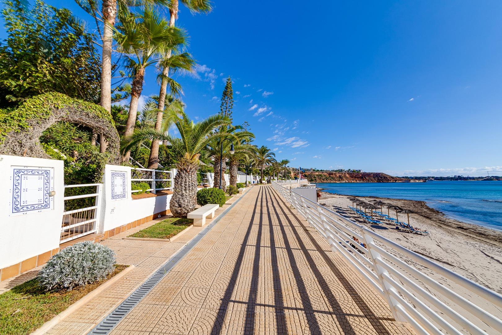 屋 出售 在 Orihuela Costa