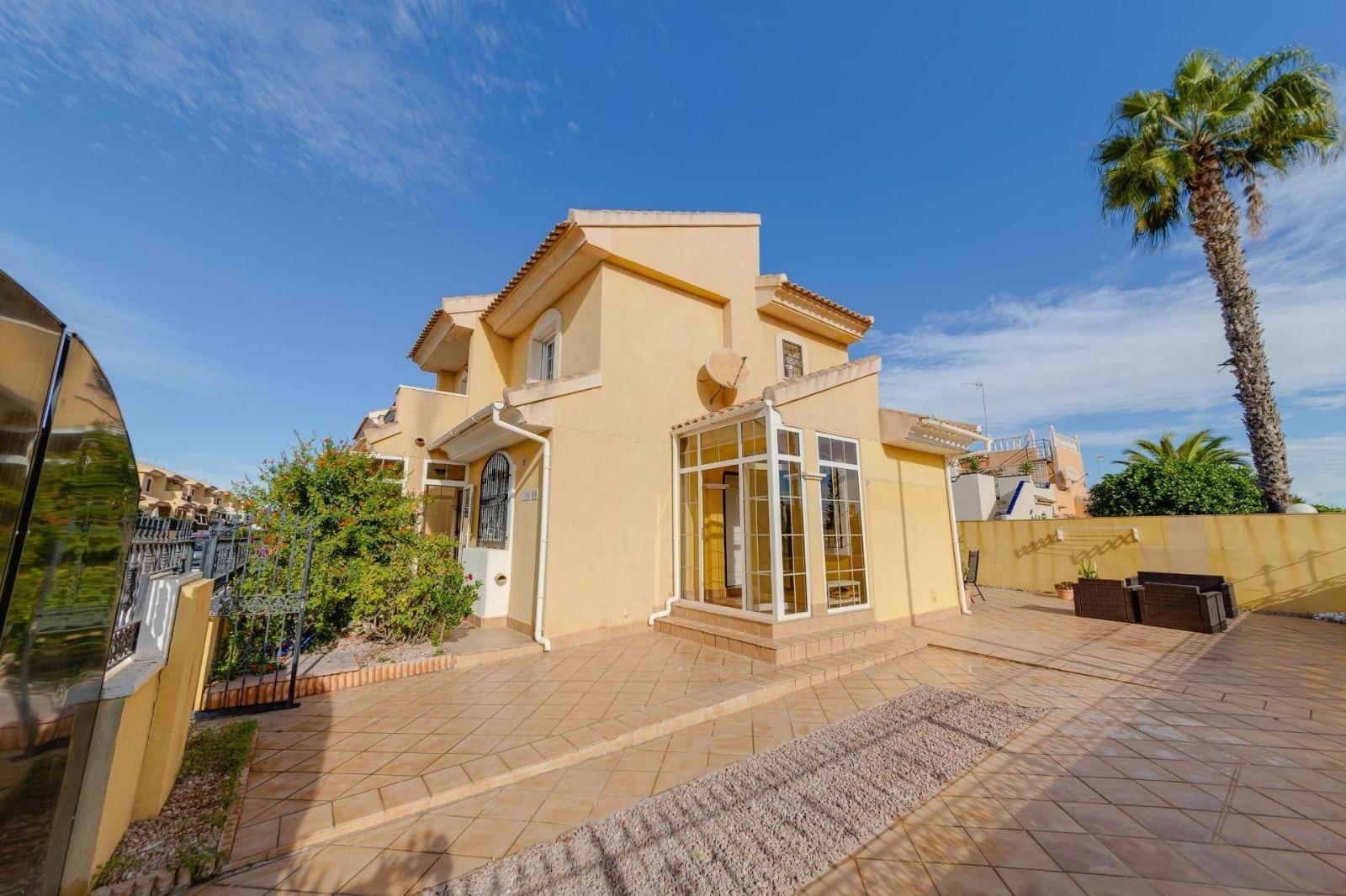 别墅 出售 在 Orihuela Costa