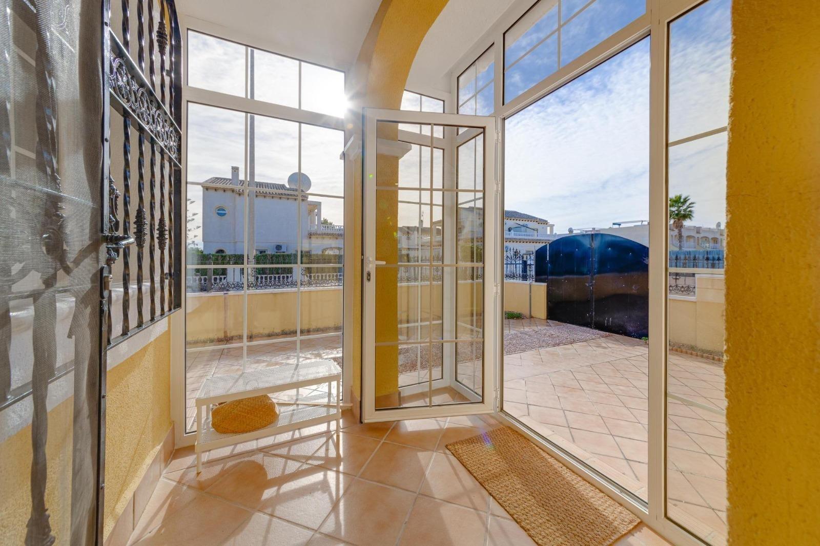 别墅 出售 在 Orihuela Costa