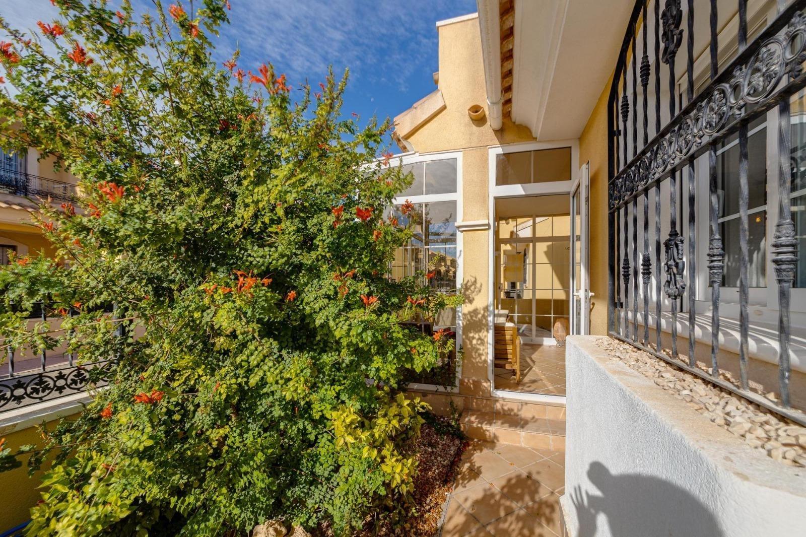 别墅 出售 在 Orihuela Costa