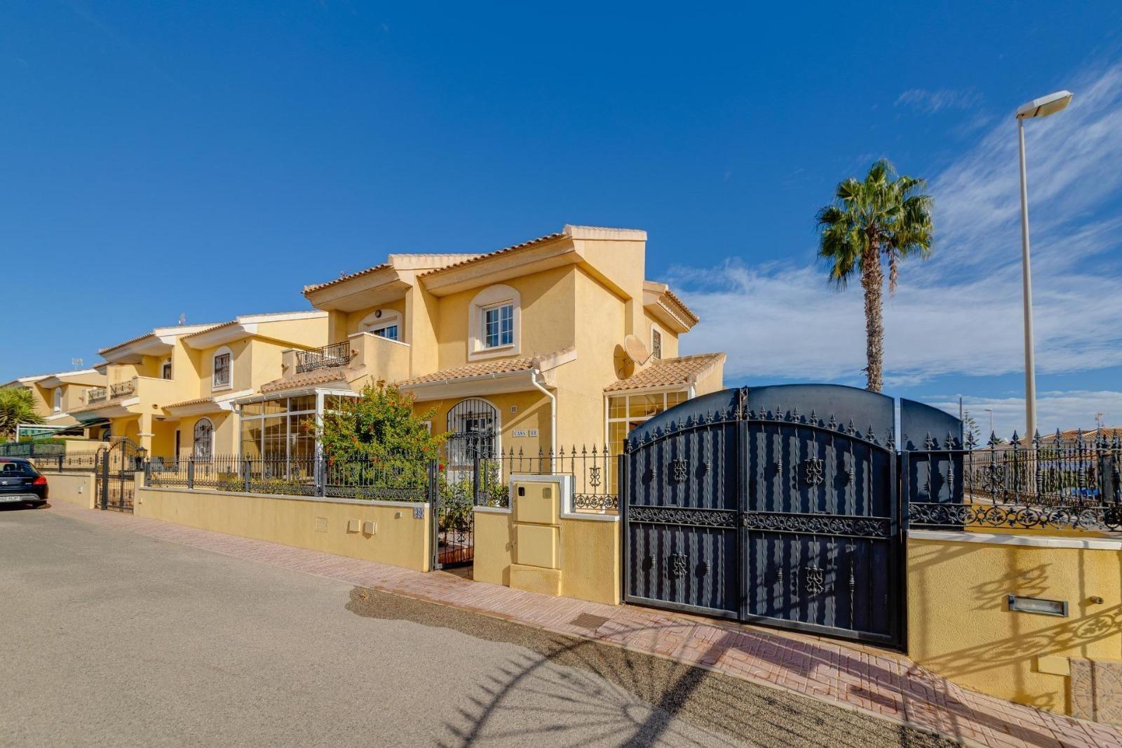 别墅 出售 在 Orihuela Costa