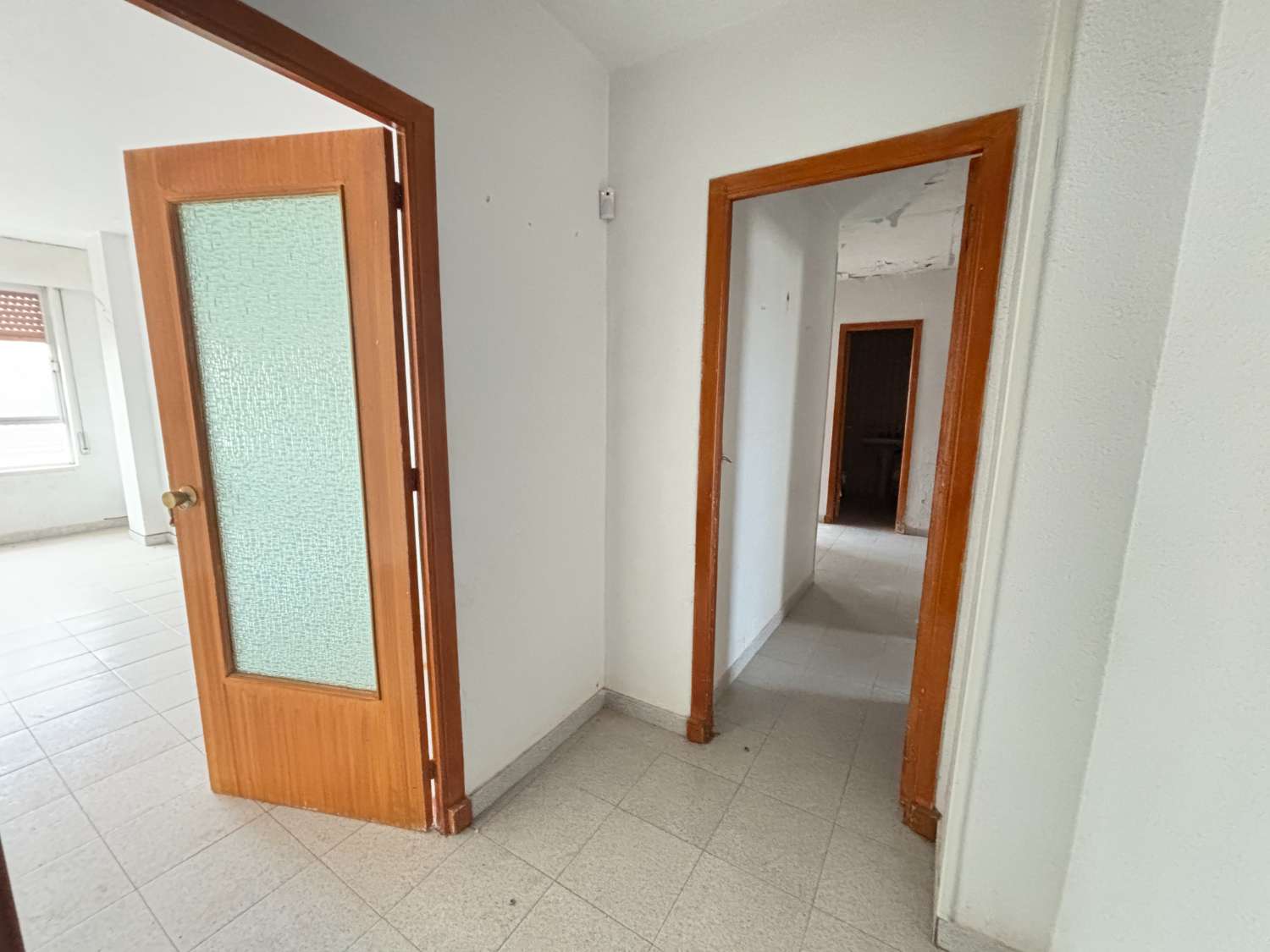 APPARTEMENT OCCASIONNEL À RÉNOVER À PILAR DE LA HORADADA