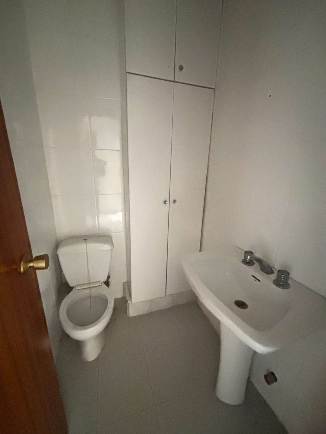 APPARTEMENT OCCASIONNEL À RÉNOVER À PILAR DE LA HORADADA