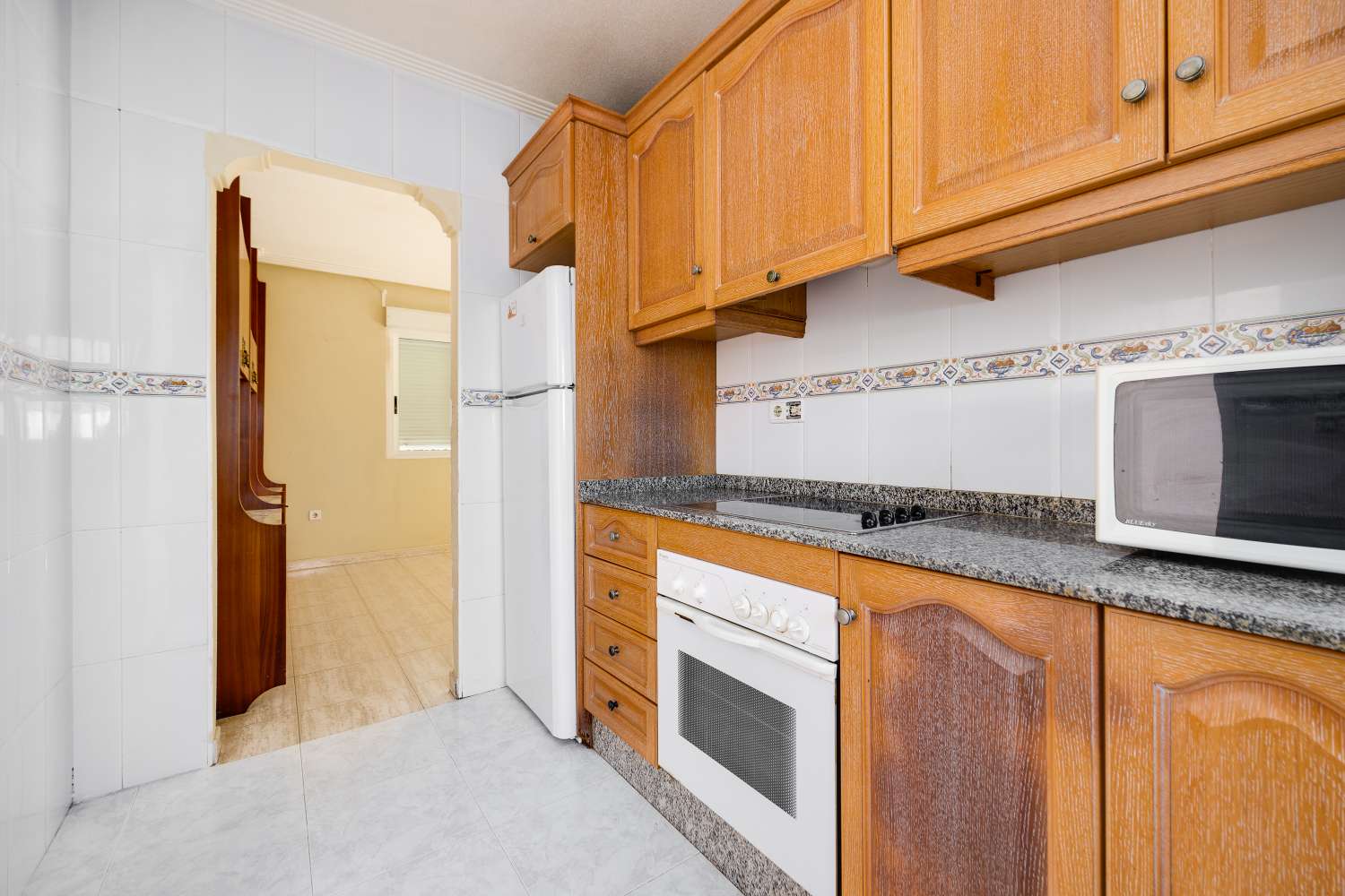 Appartement indépendant 4 chambres et 2 salles de bains avec piscine à Aguas Nuevas, Torrevieja