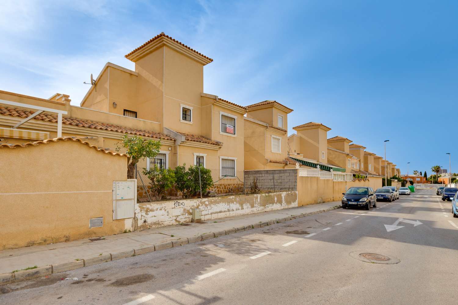 Appartement indépendant 4 chambres et 2 salles de bains avec piscine à Aguas Nuevas, Torrevieja