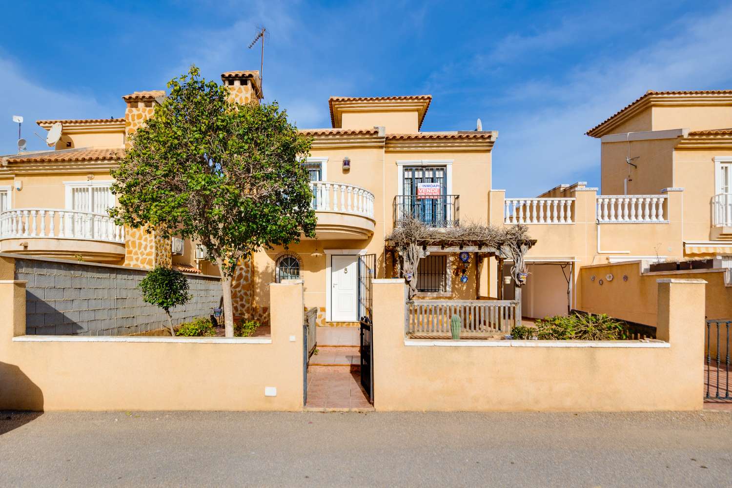 Appartement indépendant 4 chambres et 2 salles de bains avec piscine à Aguas Nuevas, Torrevieja