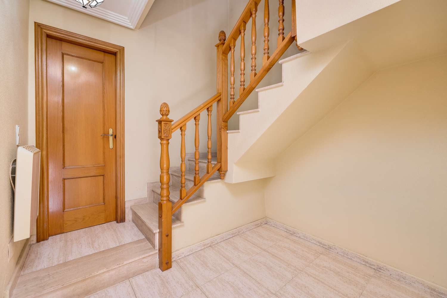 Appartement indépendant 4 chambres et 2 salles de bains avec piscine à Aguas Nuevas, Torrevieja