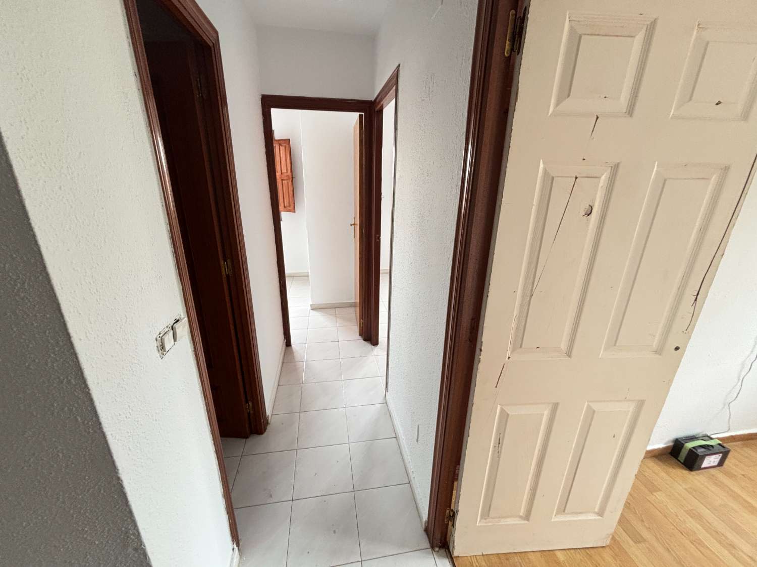 TILLFÄLLE!! HÖRNDUPLEX FÖR RENOVERING I TORREVIEJA!