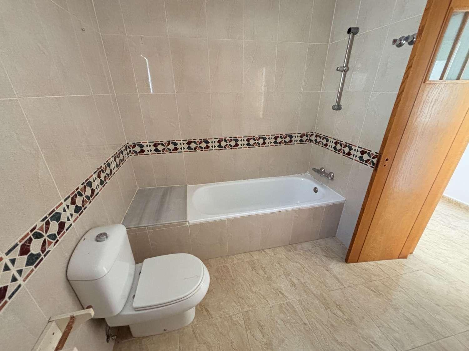 CAMPOAMOR 的专属复式住宅，拥有绝美的景观