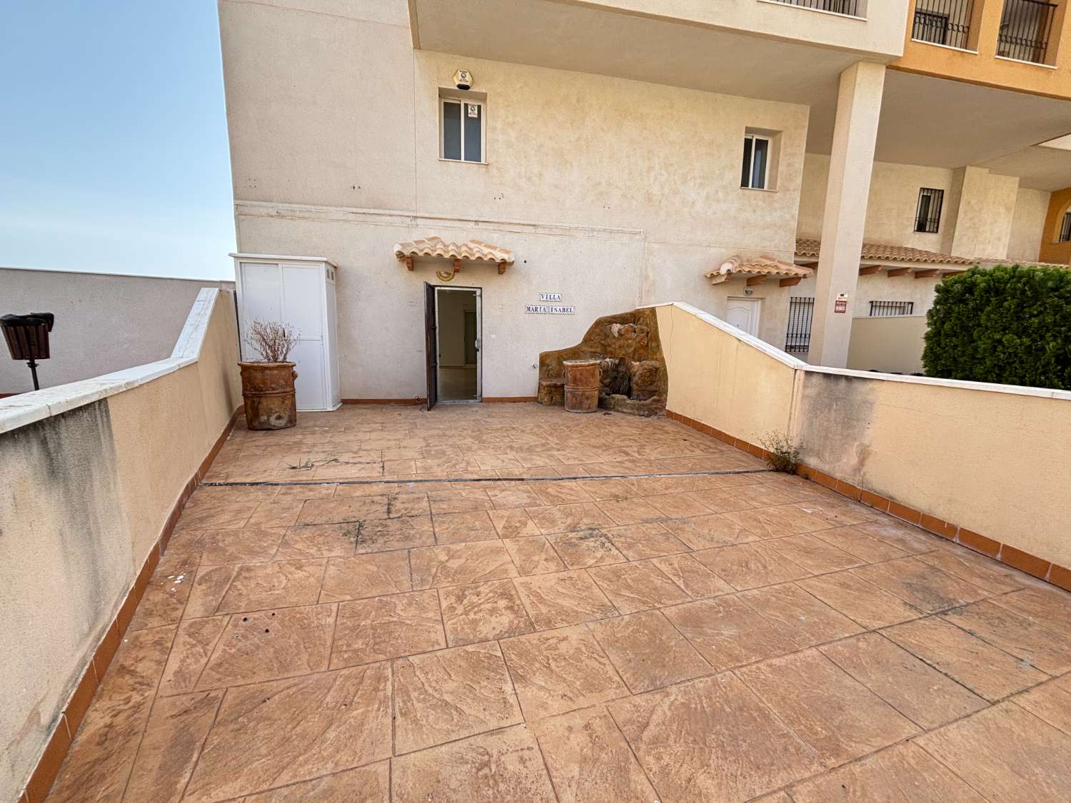 CAMPOAMOR 的专属复式住宅，拥有绝美的景观