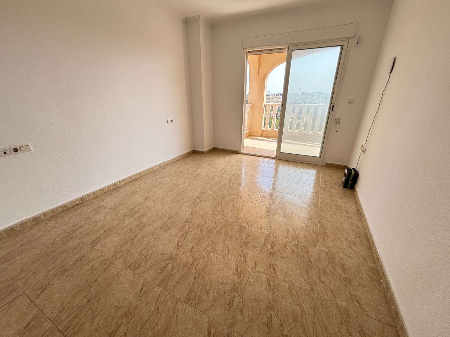 CAMPOAMOR 的专属复式住宅，拥有绝美的景观