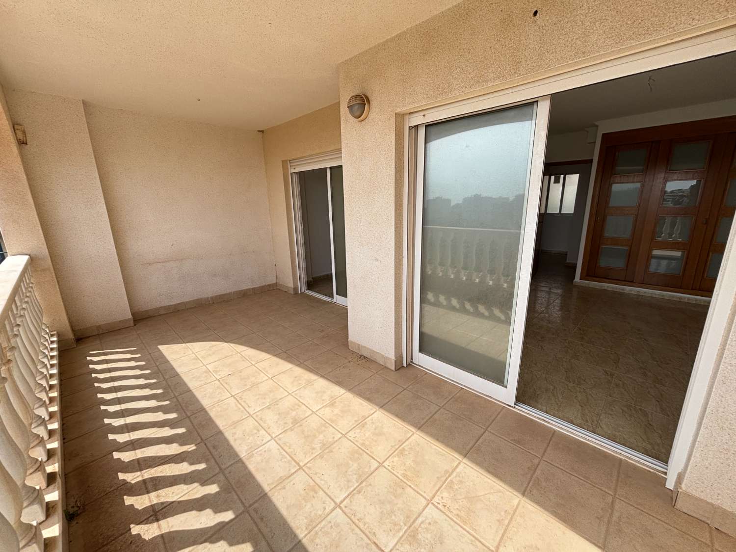 CAMPOAMOR 的专属复式住宅，拥有绝美的景观