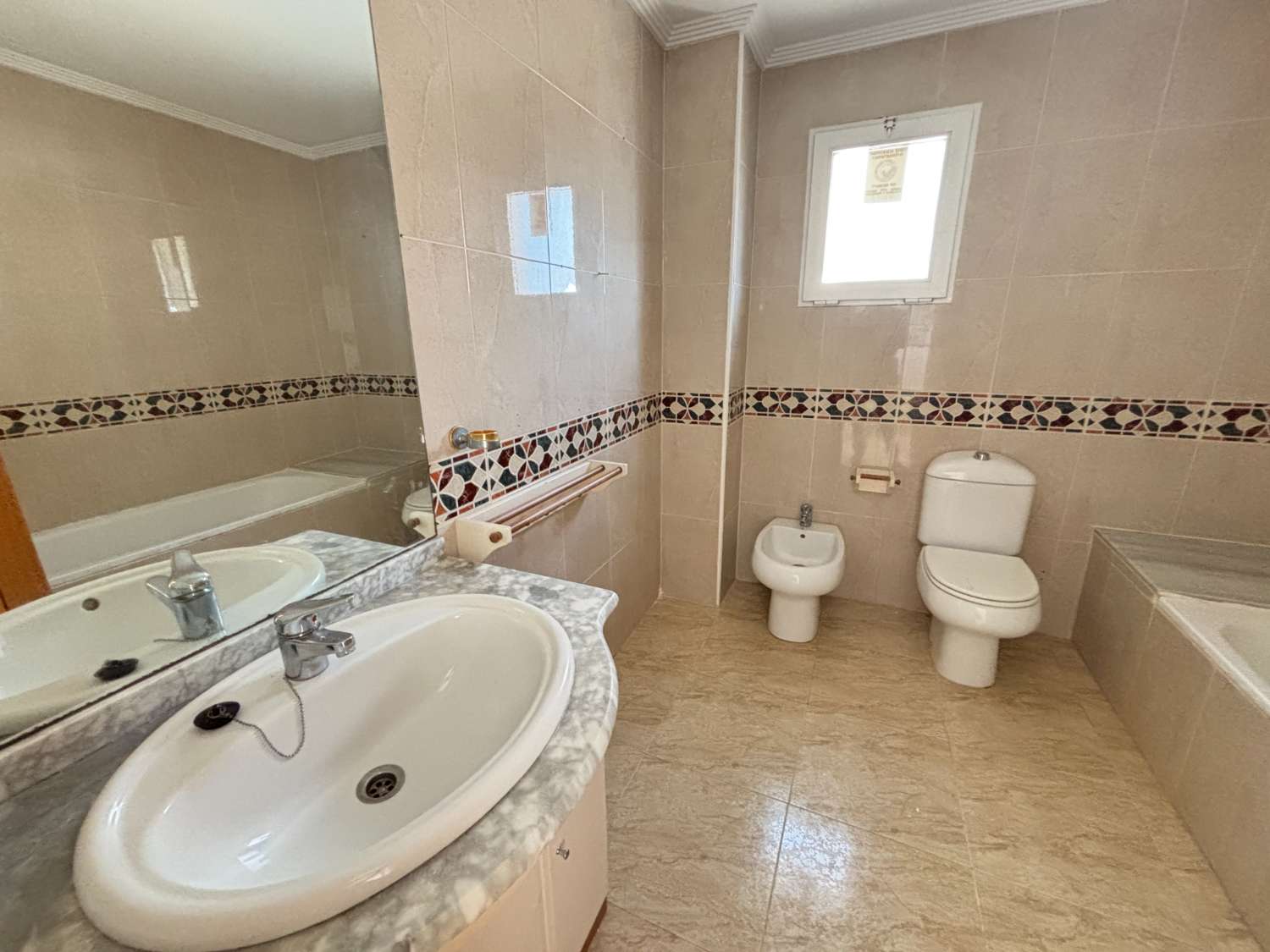 CAMPOAMOR 的专属复式住宅，拥有绝美的景观