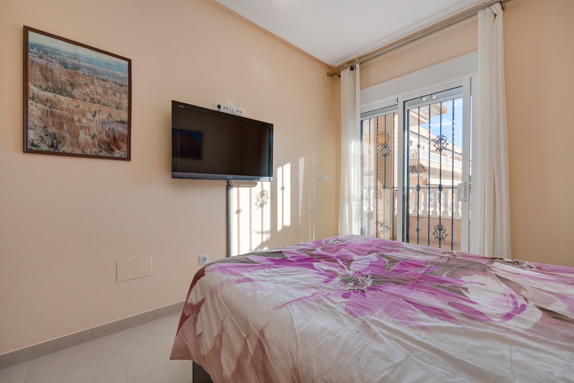 Bungalow, 1 våning till salu i Orihuela Costa