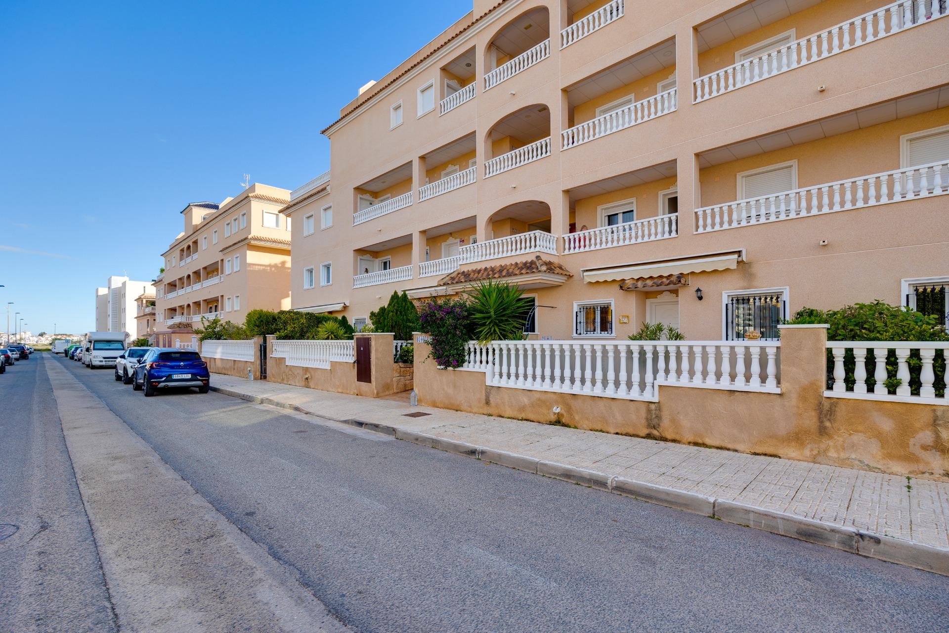 Bungalow, 1 våning till salu i Orihuela Costa