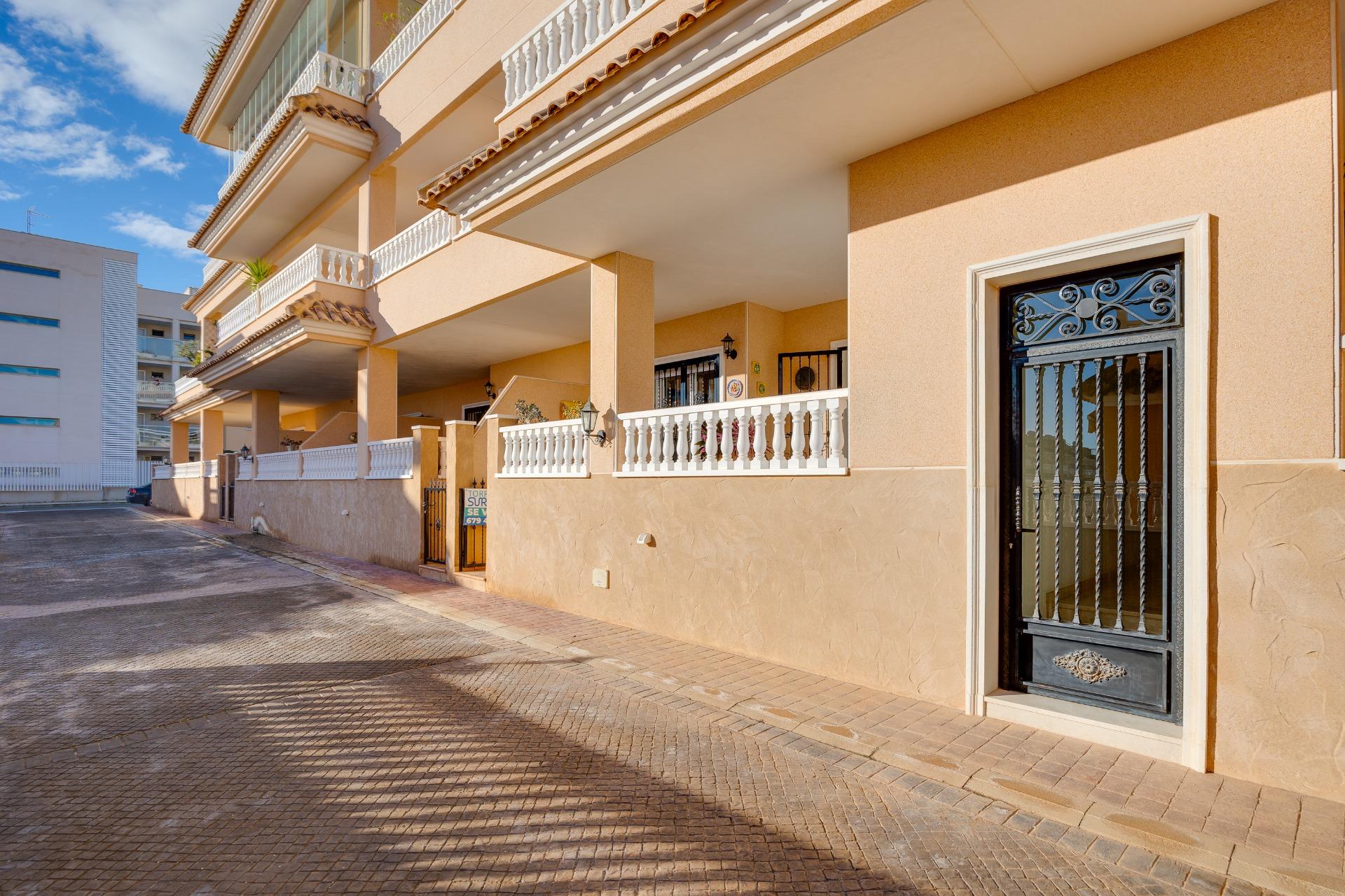 Bungalow, 1 våning till salu i Orihuela Costa