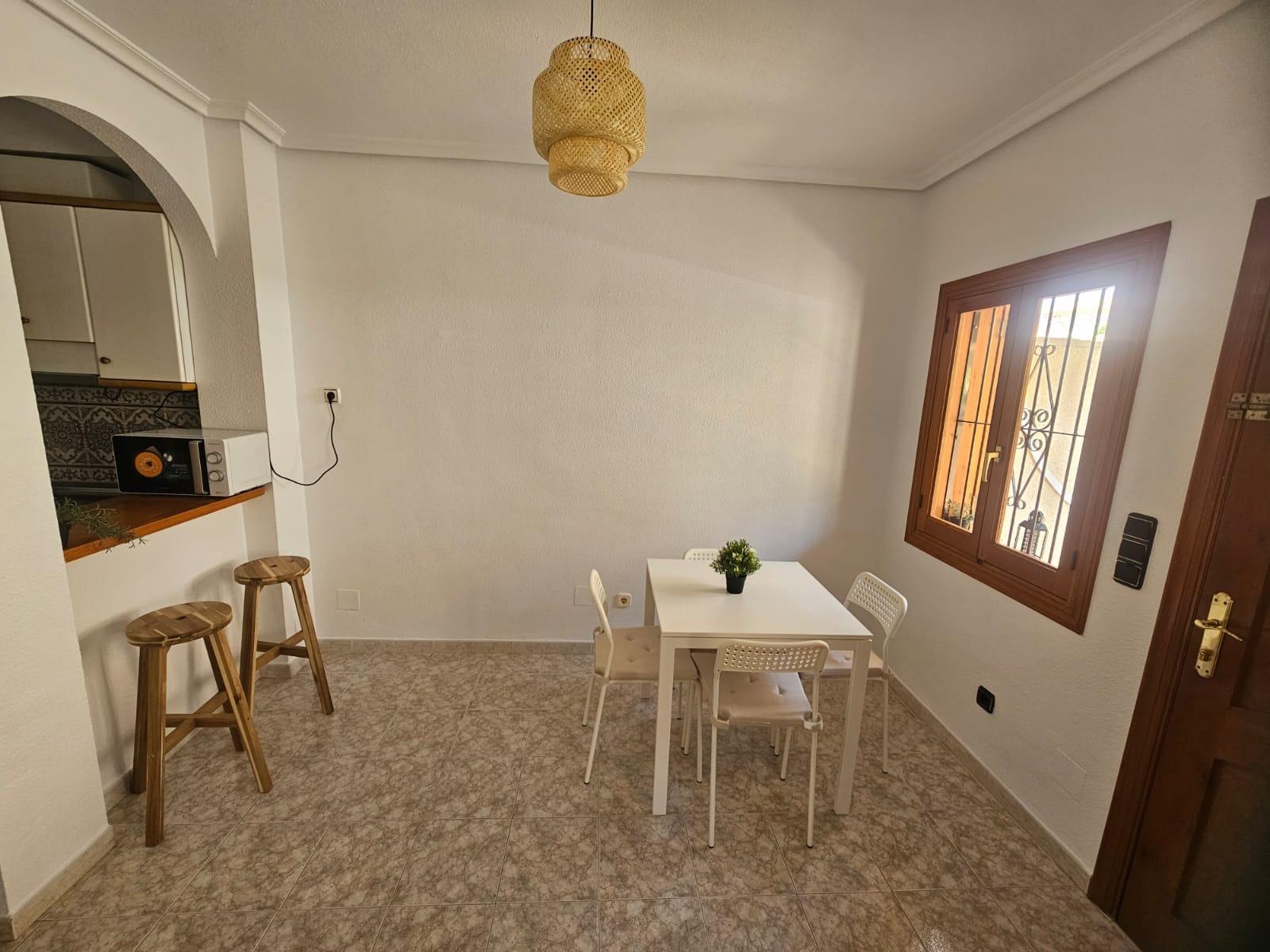 Bungalow, 1 våning till salu i Orihuela Costa