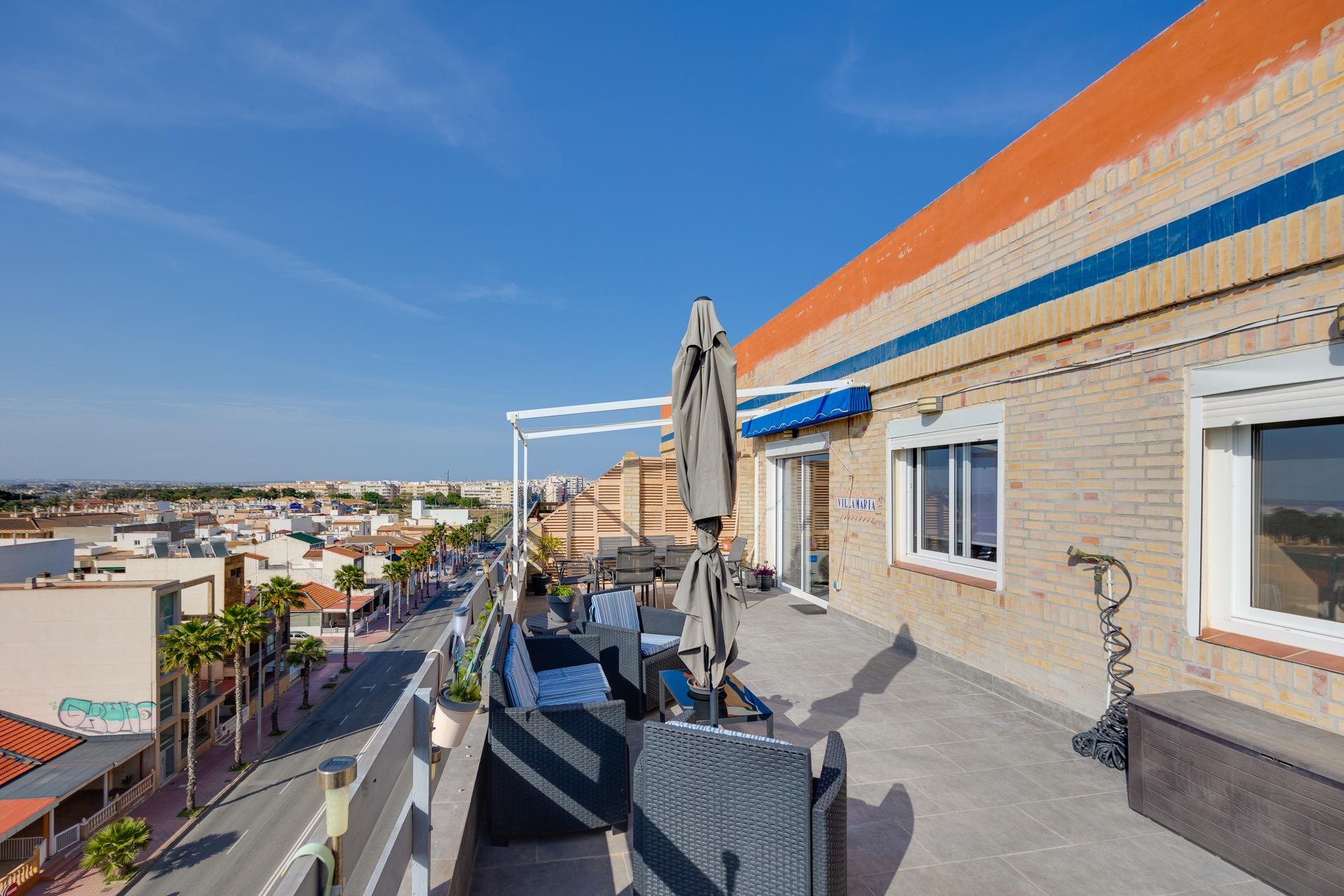 Takvåning till salu i Torrevieja