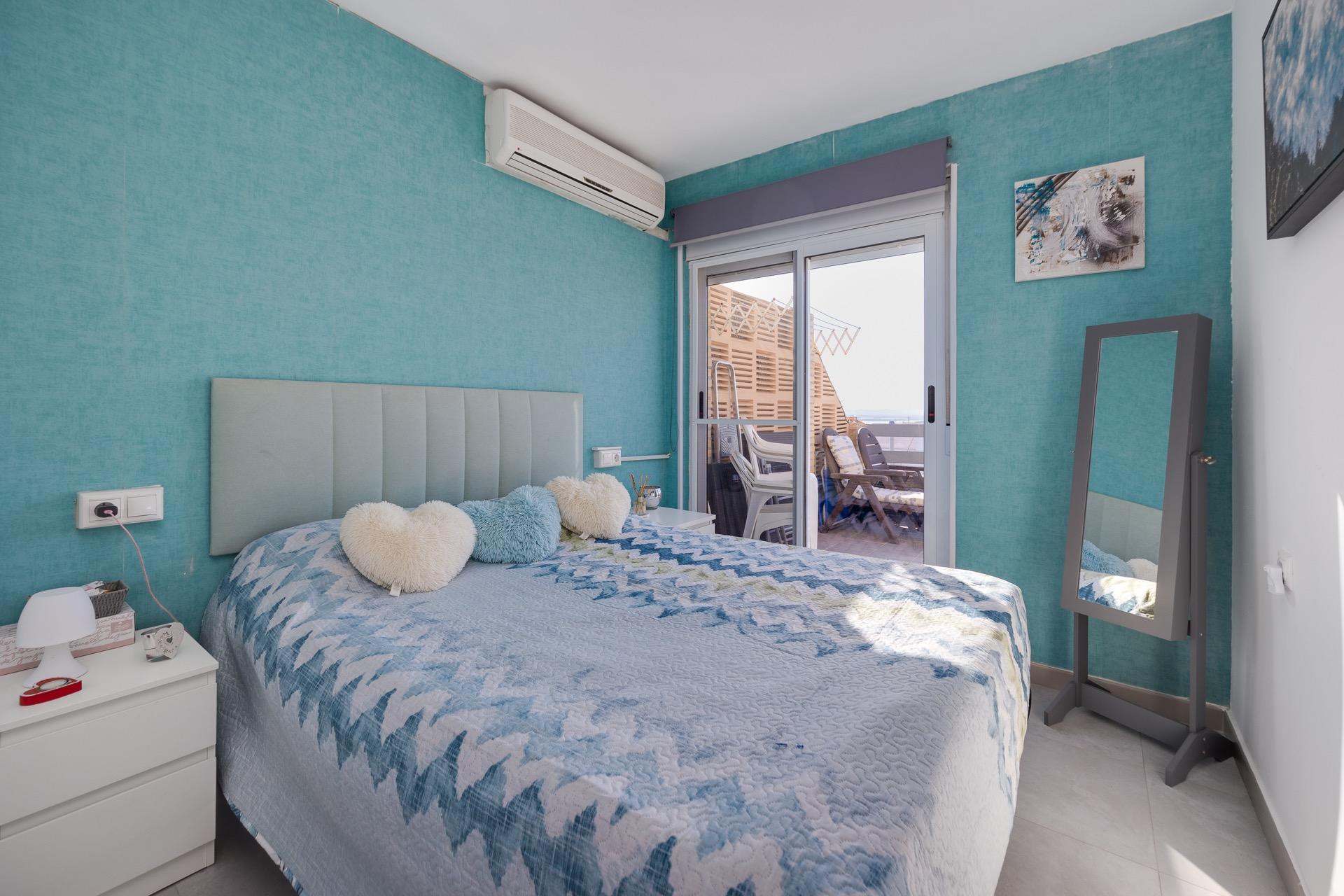 Takvåning till salu i Torrevieja