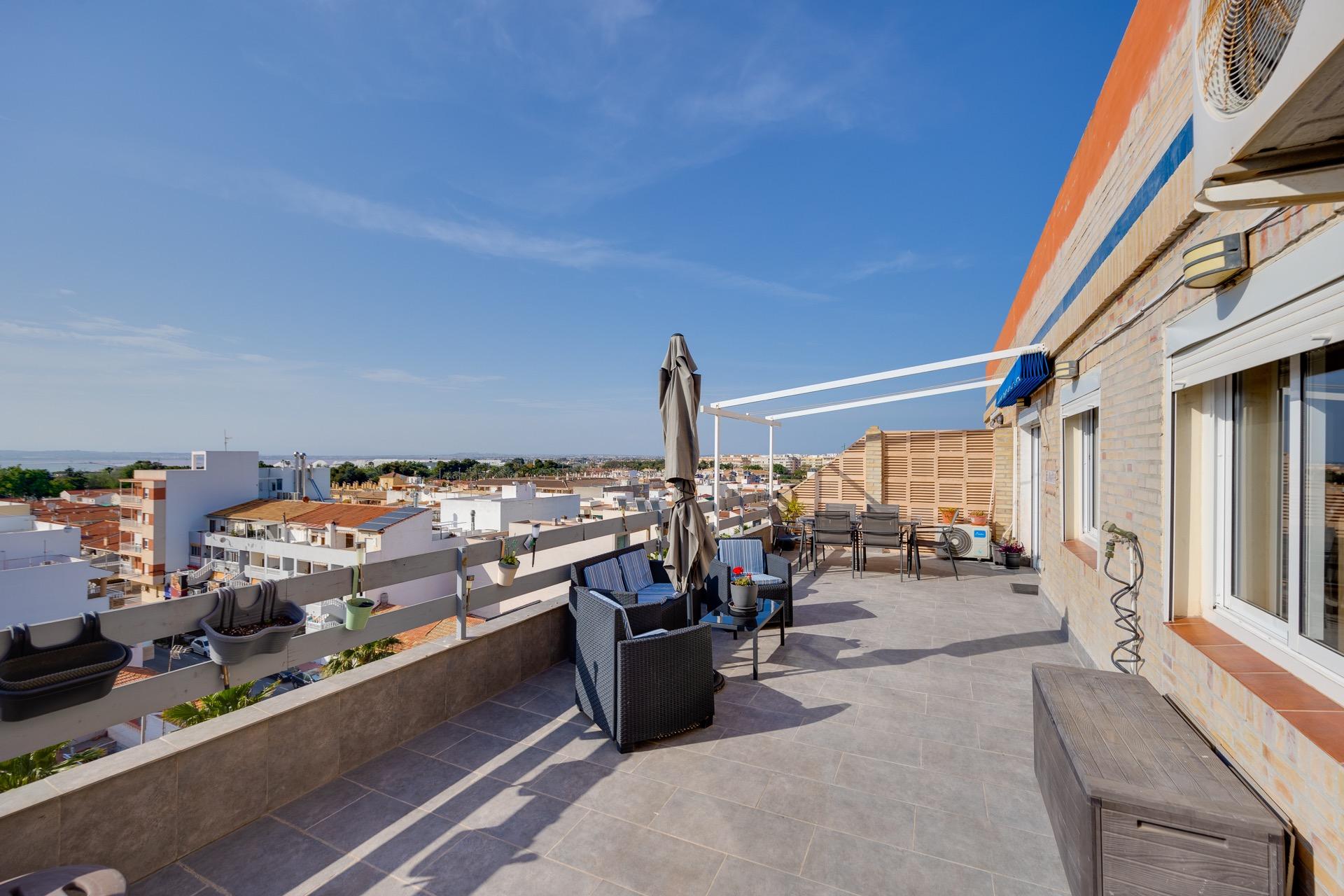 Takvåning till salu i Torrevieja