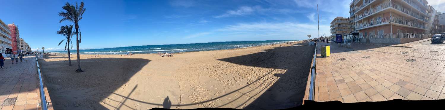 Lägenhet bara 100 meter från stranden