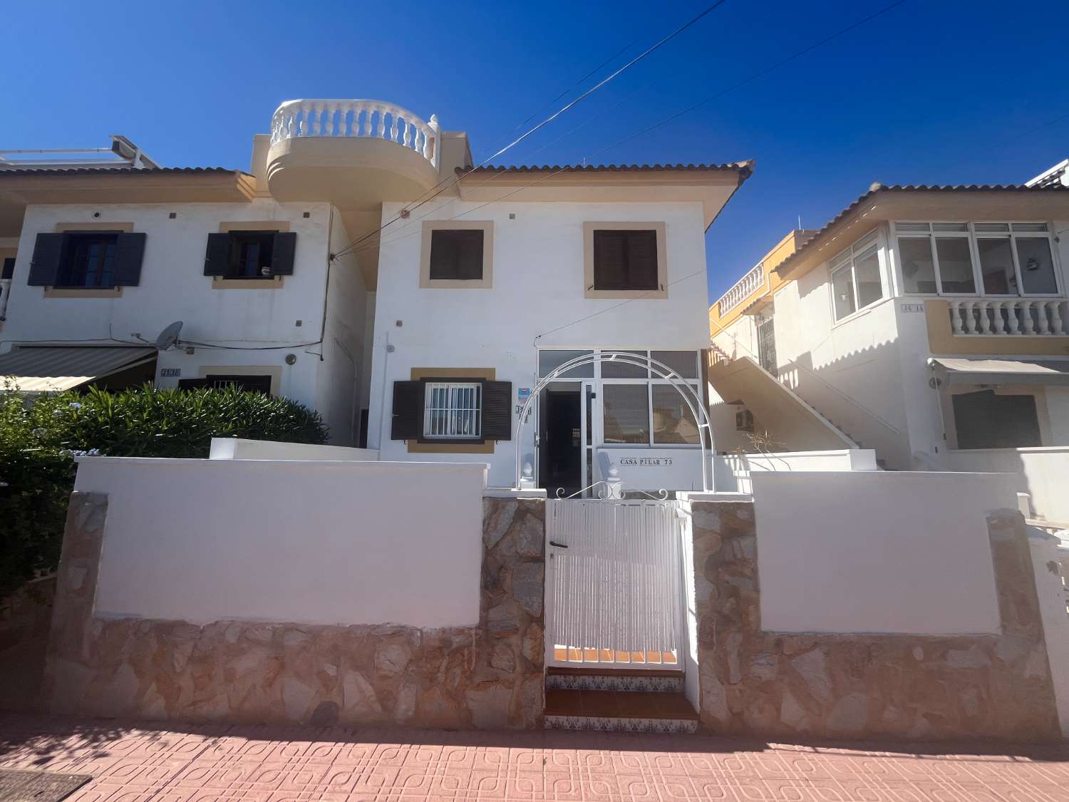 2 DORMITORIOS, JARDIN 50 M2 ORIENTACION SUR