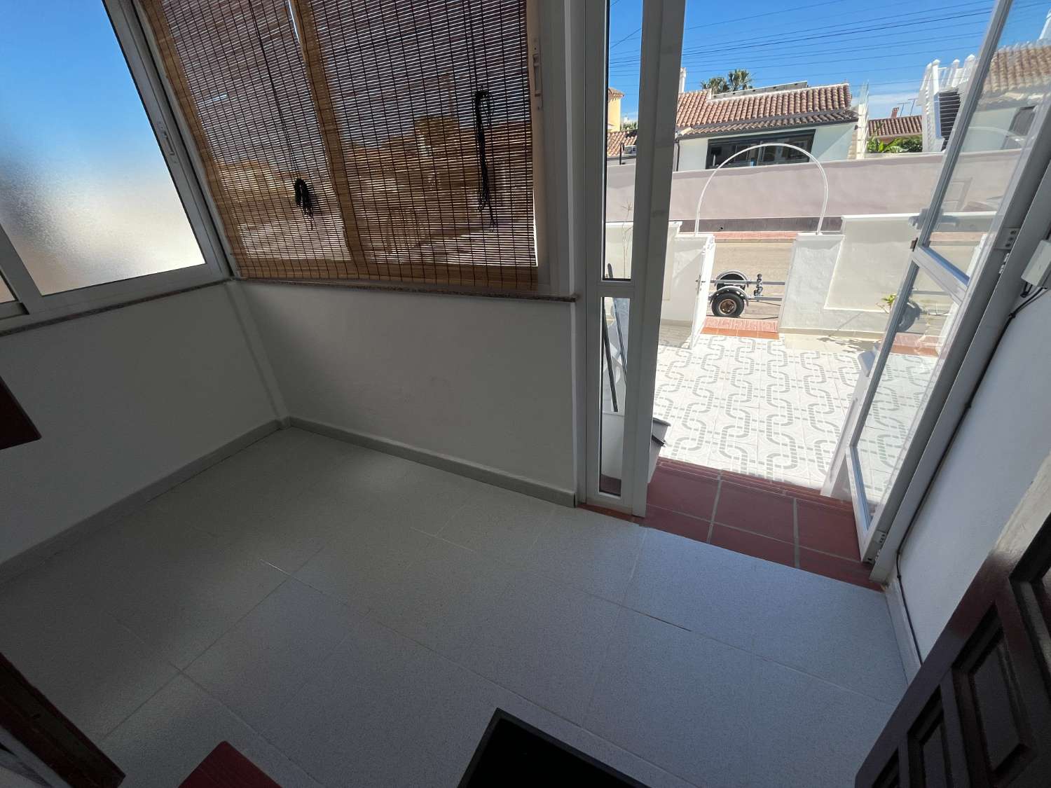 2 DORMITORIOS, JARDIN 50 M2 ORIENTACION SUR