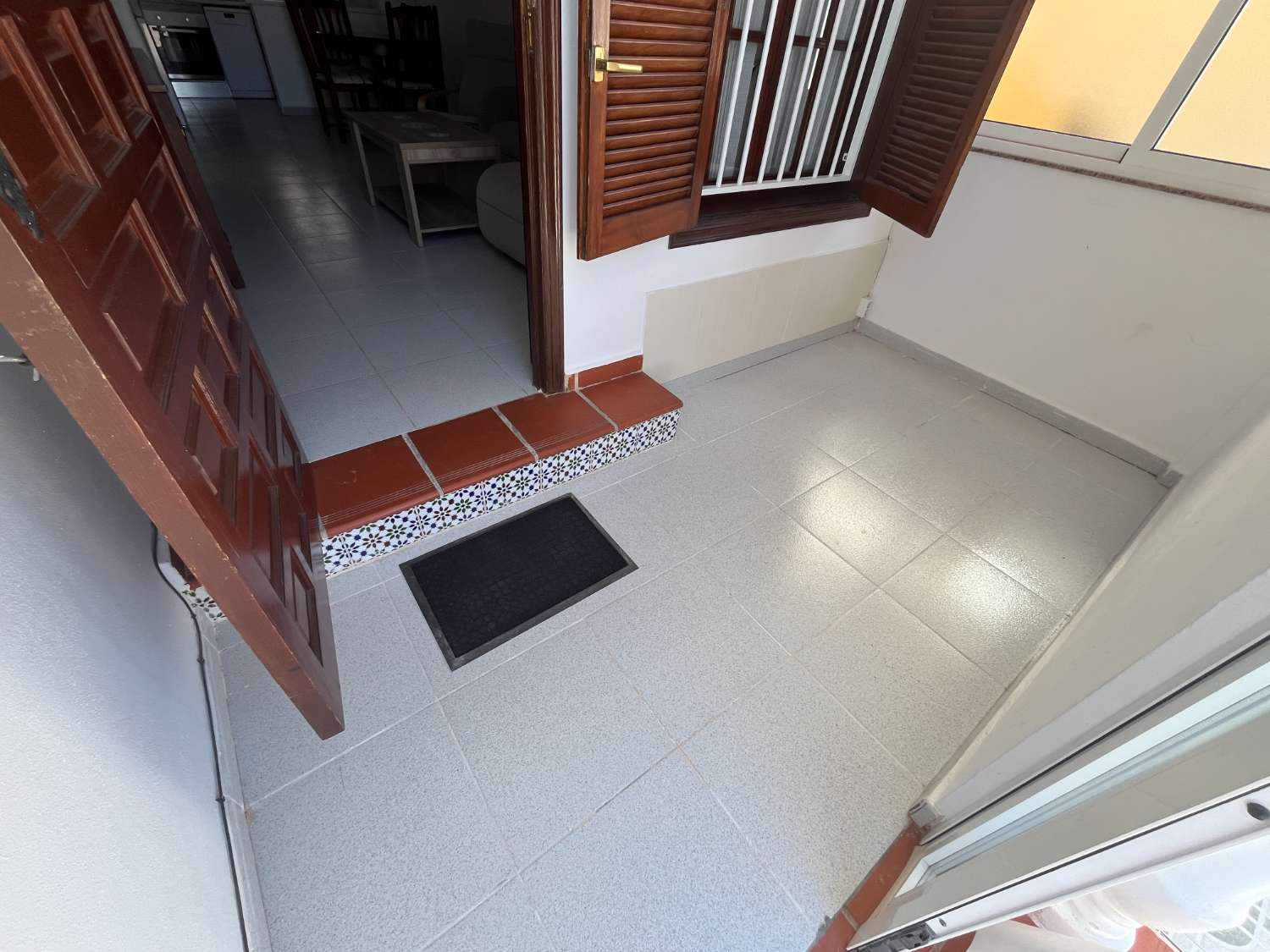 2 DORMITORIOS, JARDIN 50 M2 ORIENTACION SUR