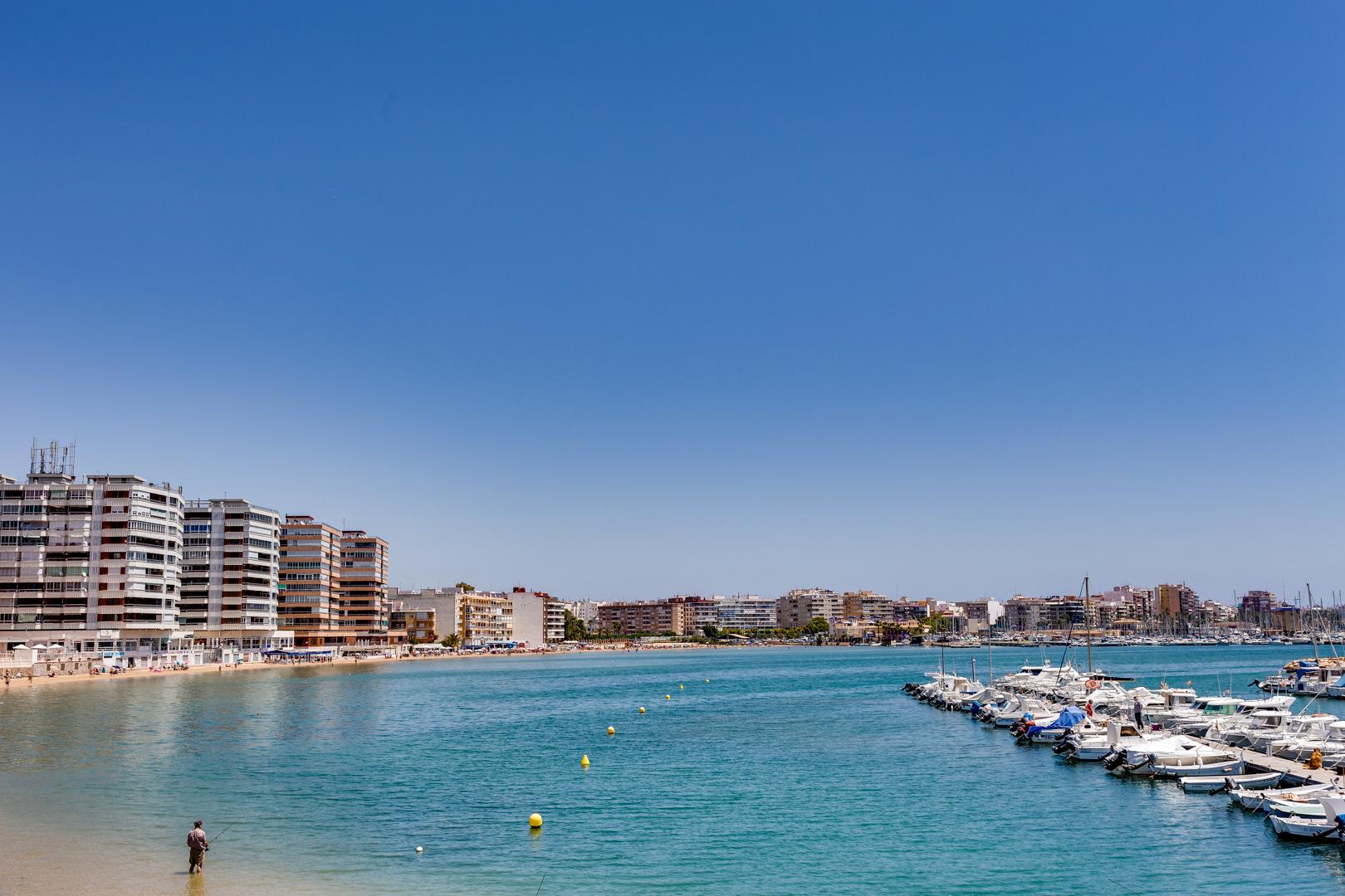 Бунгало на продаж в Torrevieja
