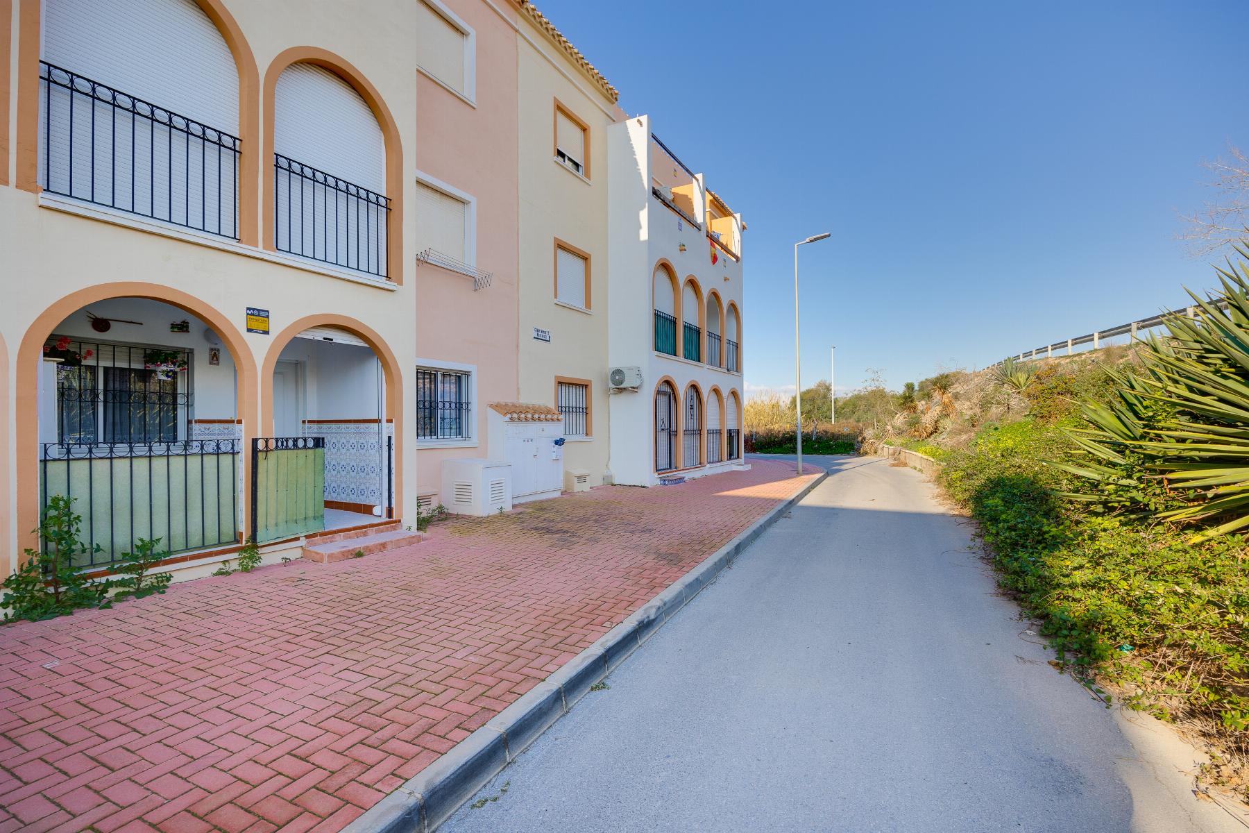 Бунгало на продаж в Torrevieja
