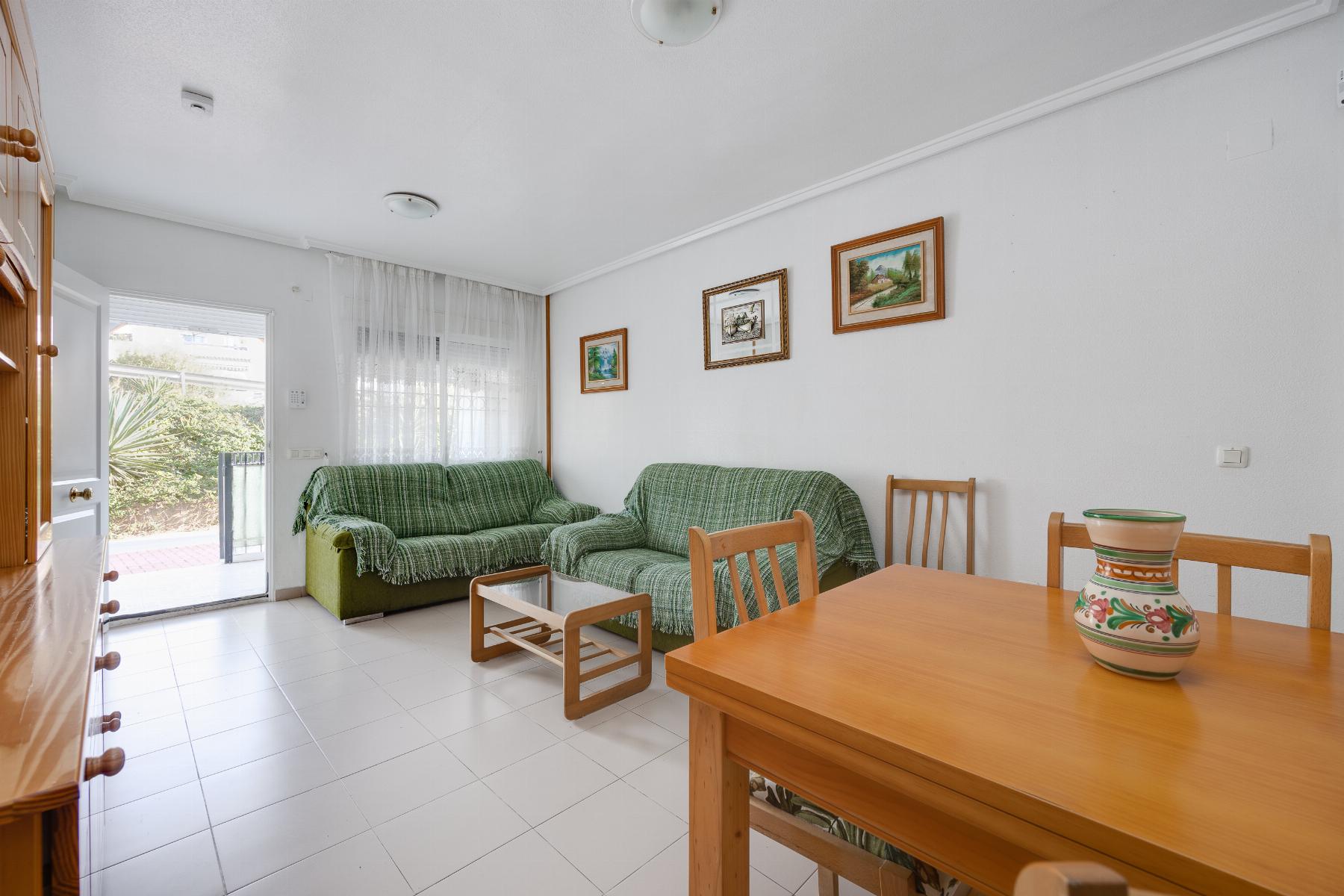 Бунгало на продаж в Torrevieja