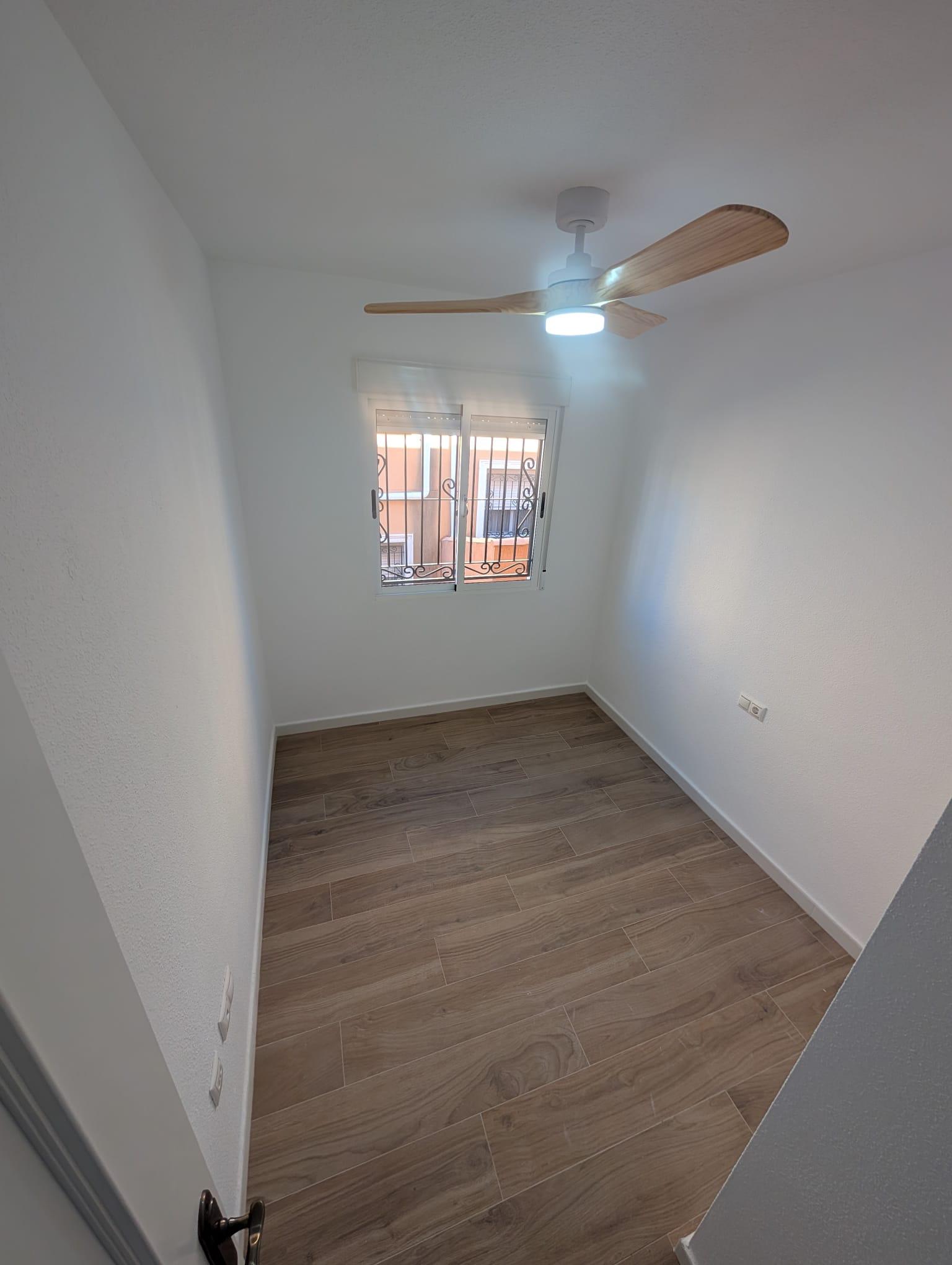 Hus till salu i Orihuela Costa