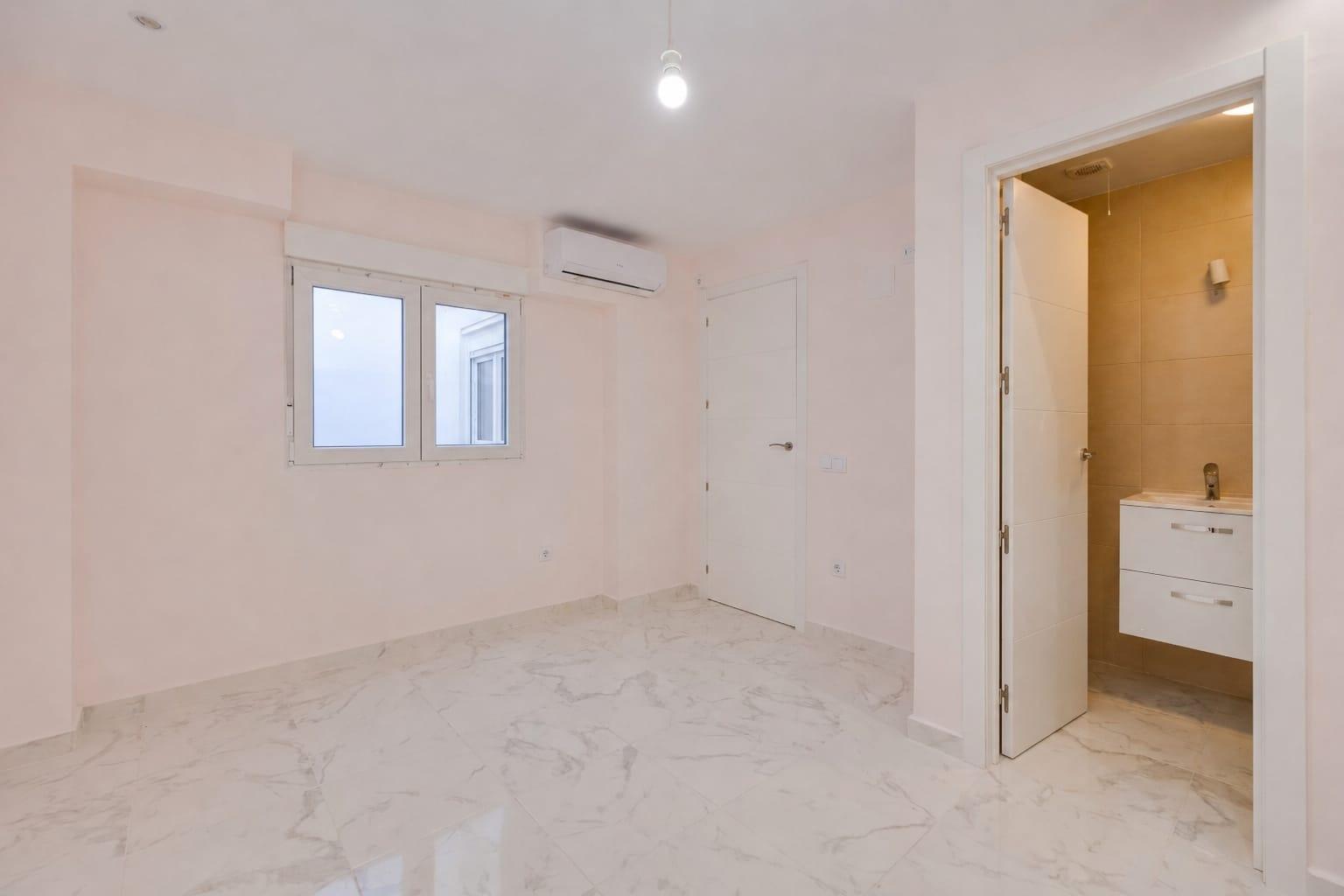 Pieni huoneisto myynnissä Torrevieja