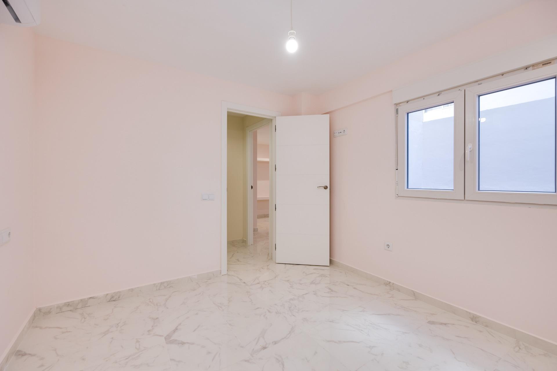Pieni huoneisto myynnissä Torrevieja