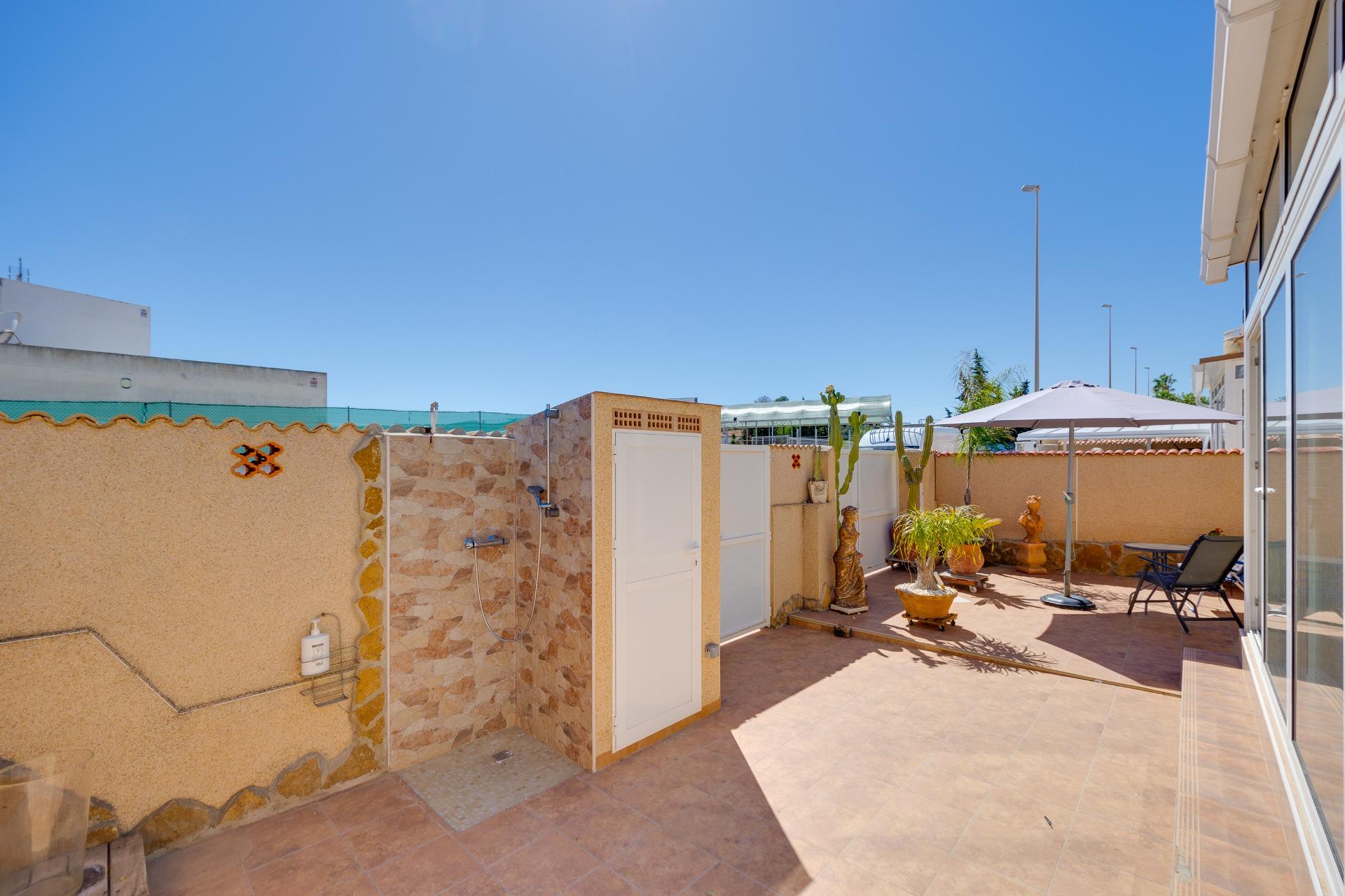 Villa myynnissä Orihuela Costa