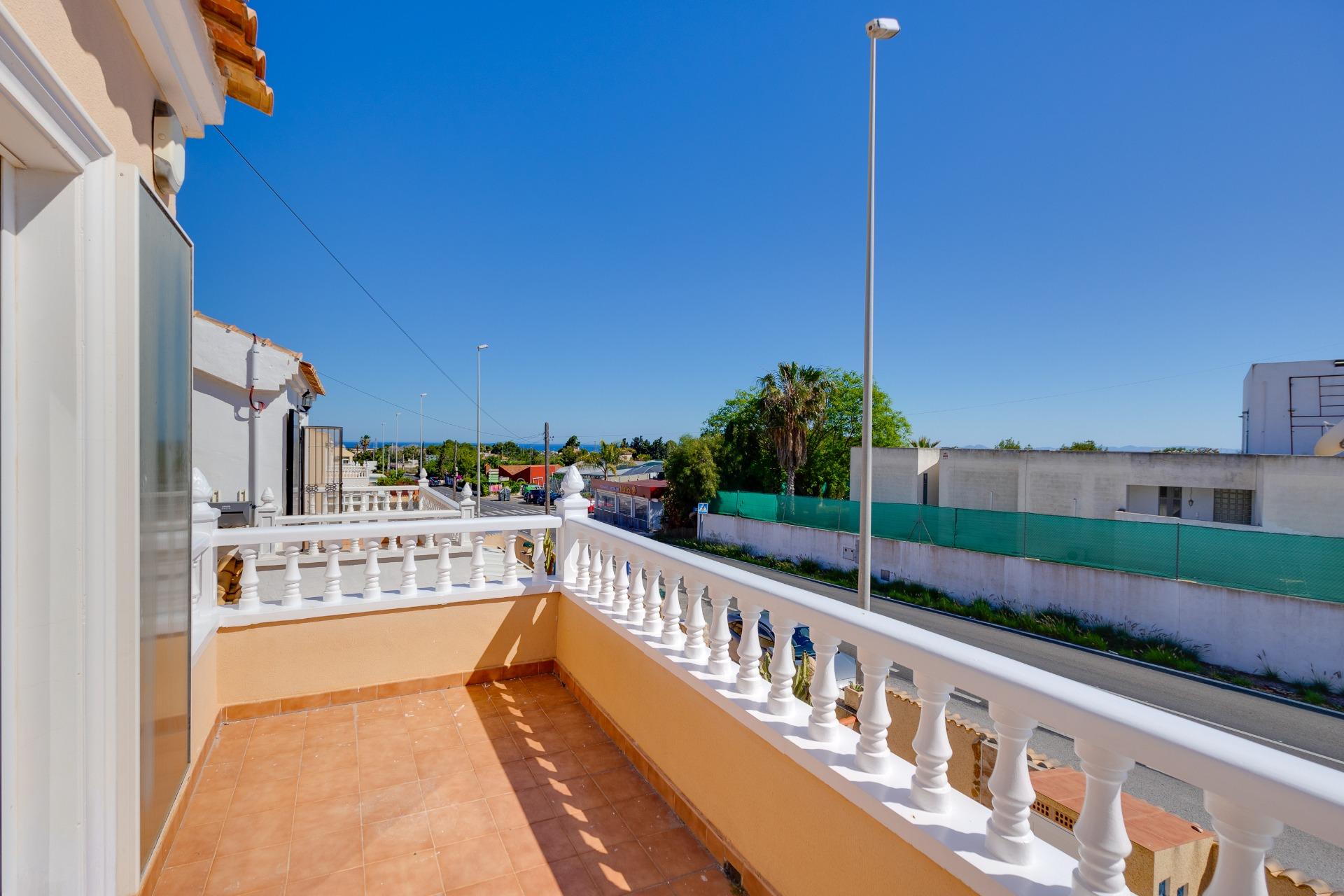 Villa myynnissä Orihuela Costa