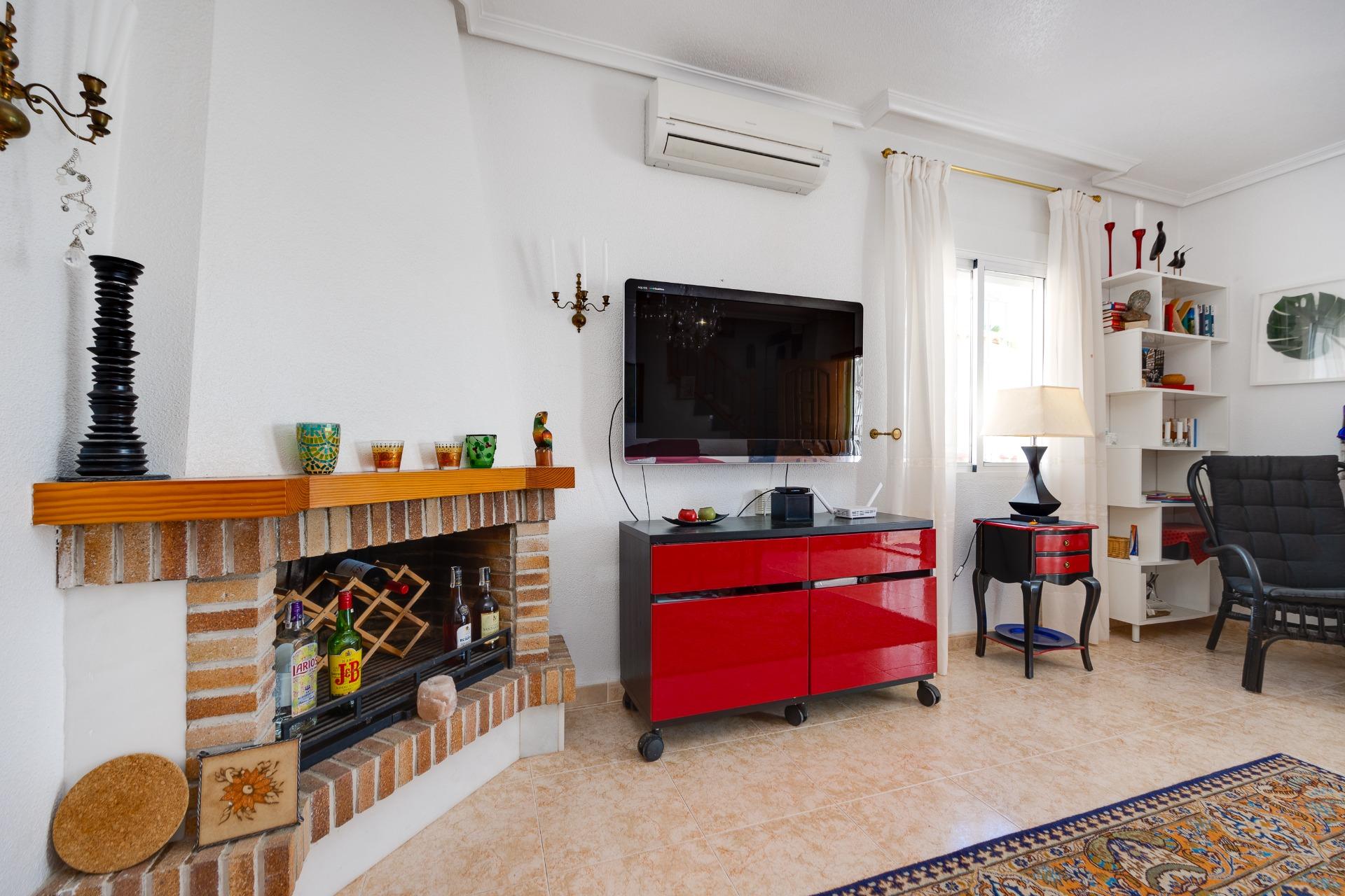 Villa myynnissä Orihuela Costa