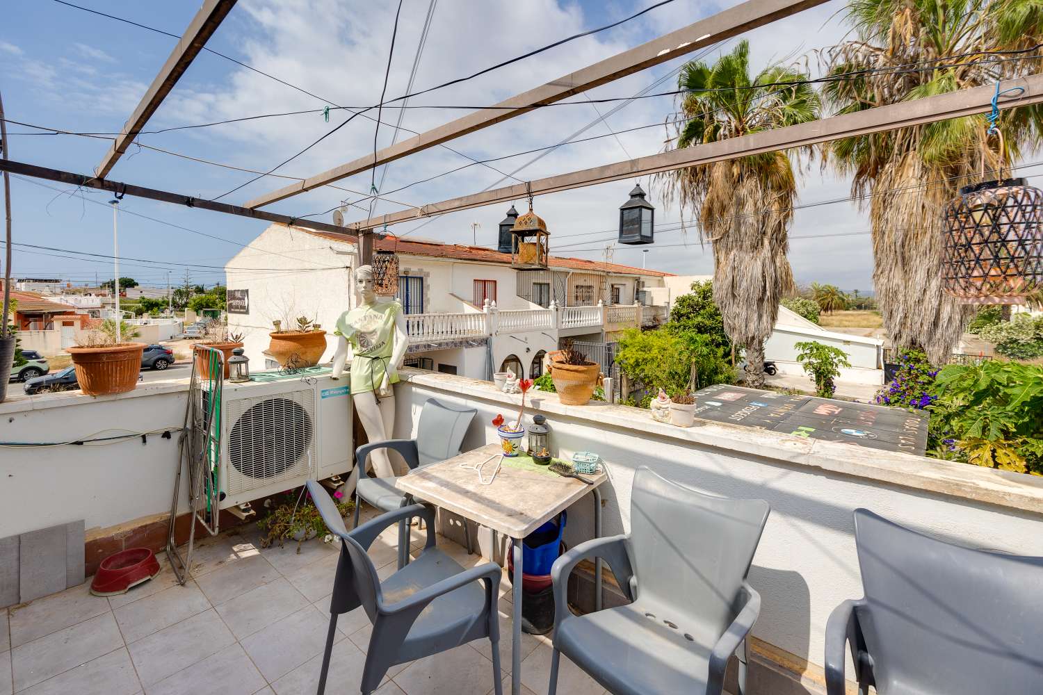 BAR I DRIFT MED UAFHÆNGIGT HUS I TORRETA II – TORREVIEJA