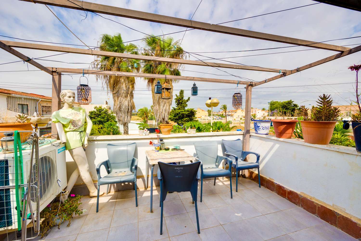 BAR I DRIFT MED UAFHÆNGIGT HUS I TORRETA II – TORREVIEJA