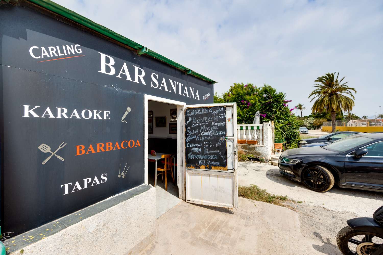 BAR I DRIFT MED UAFHÆNGIGT HUS I TORRETA II – TORREVIEJA