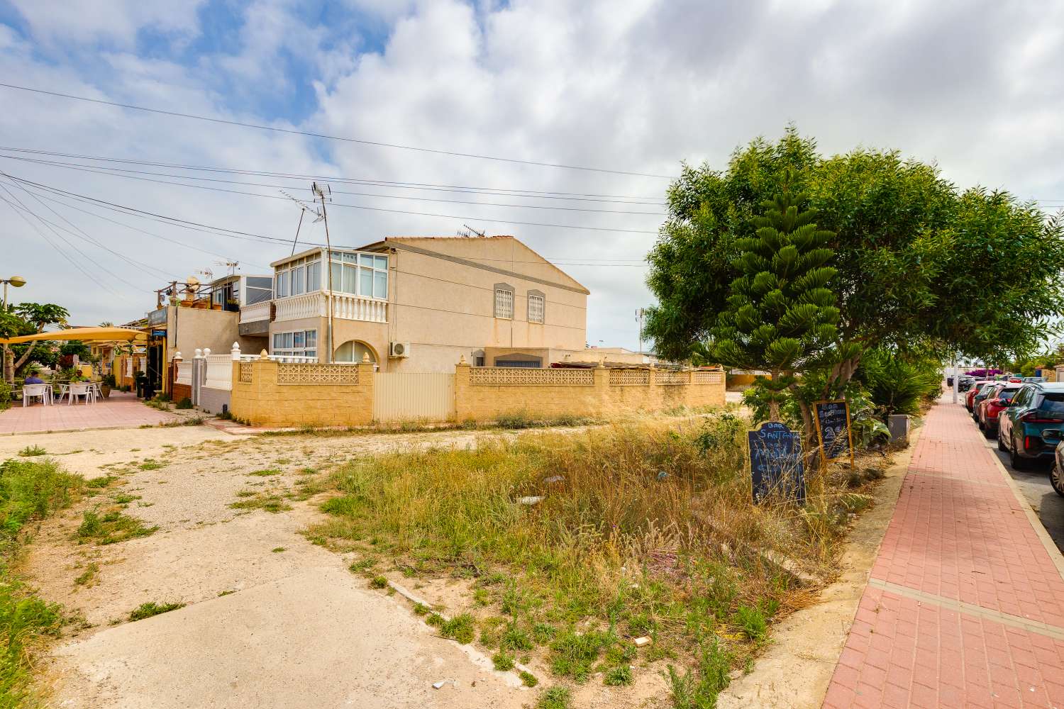 BAR I DRIFT MED UAFHÆNGIGT HUS I TORRETA II – TORREVIEJA
