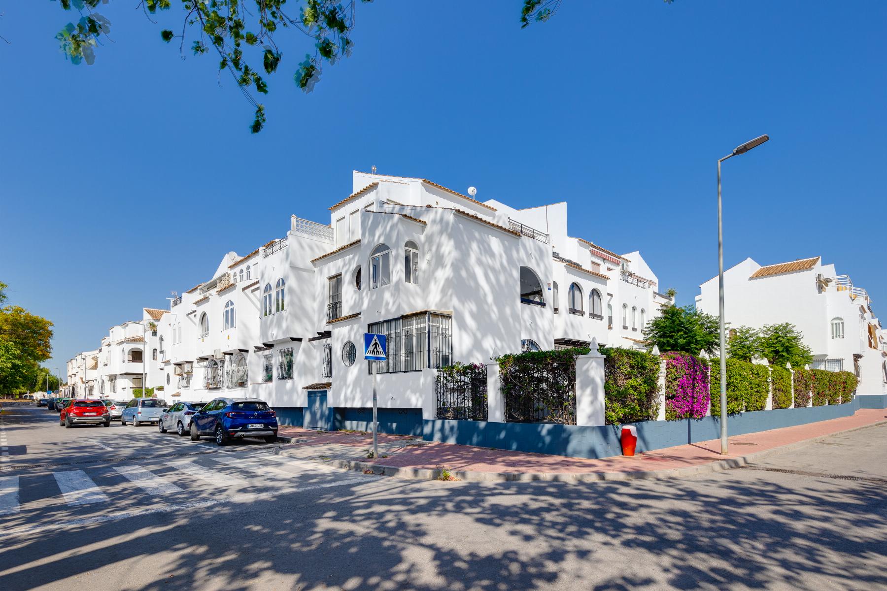 Bungalow myynnissä Torrevieja