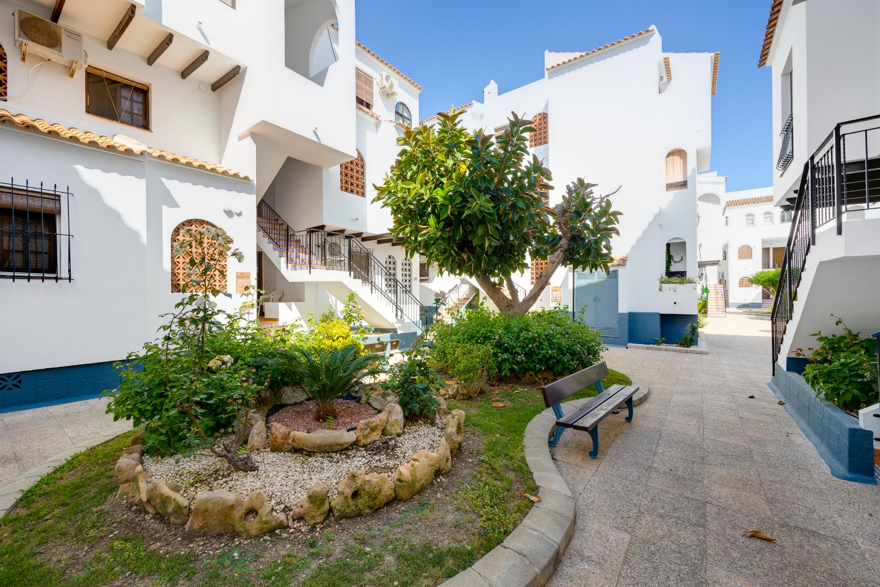 Bungalow myynnissä Torrevieja