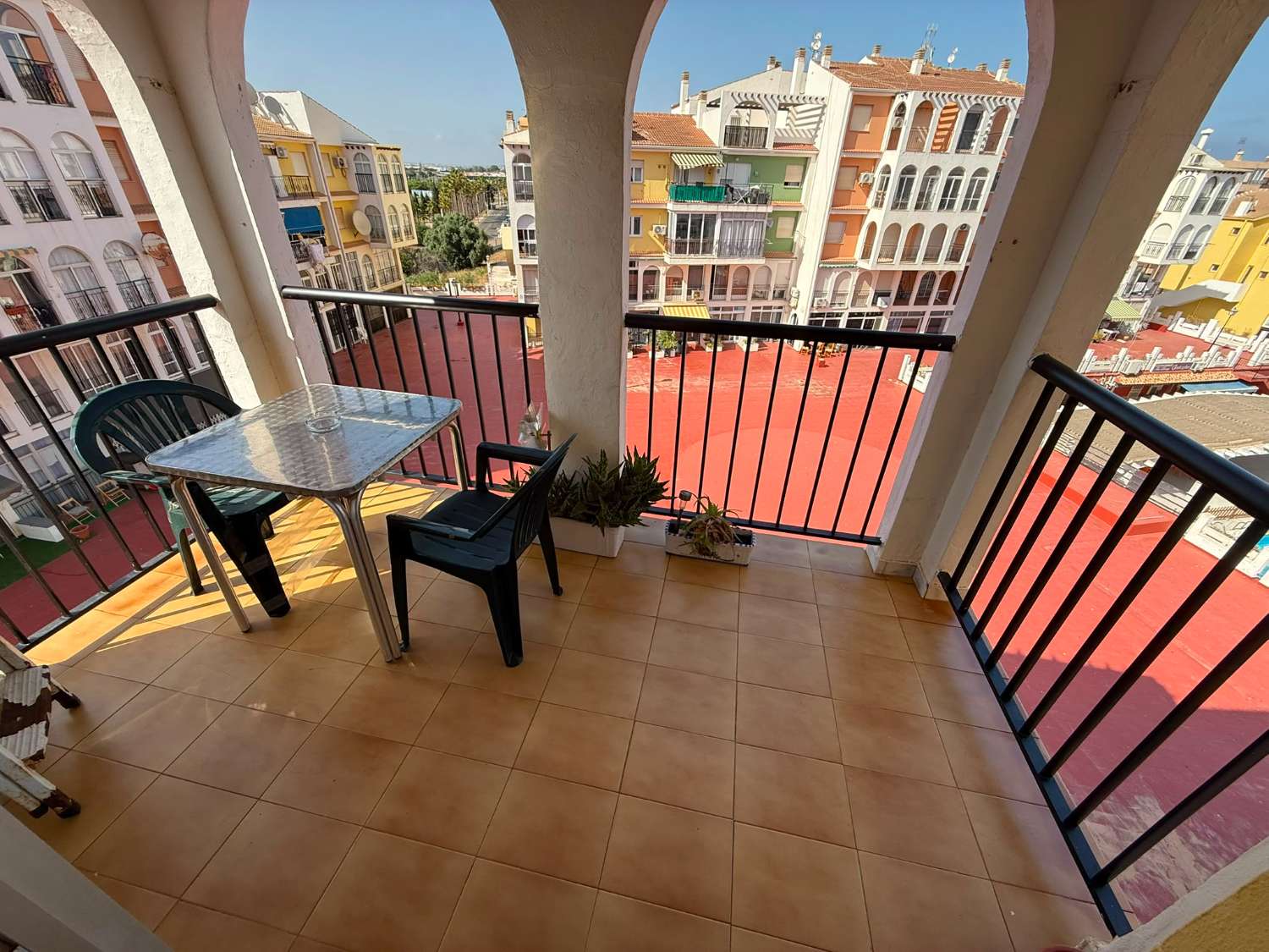 APARTAMENTO CON VISTAS AL MAR